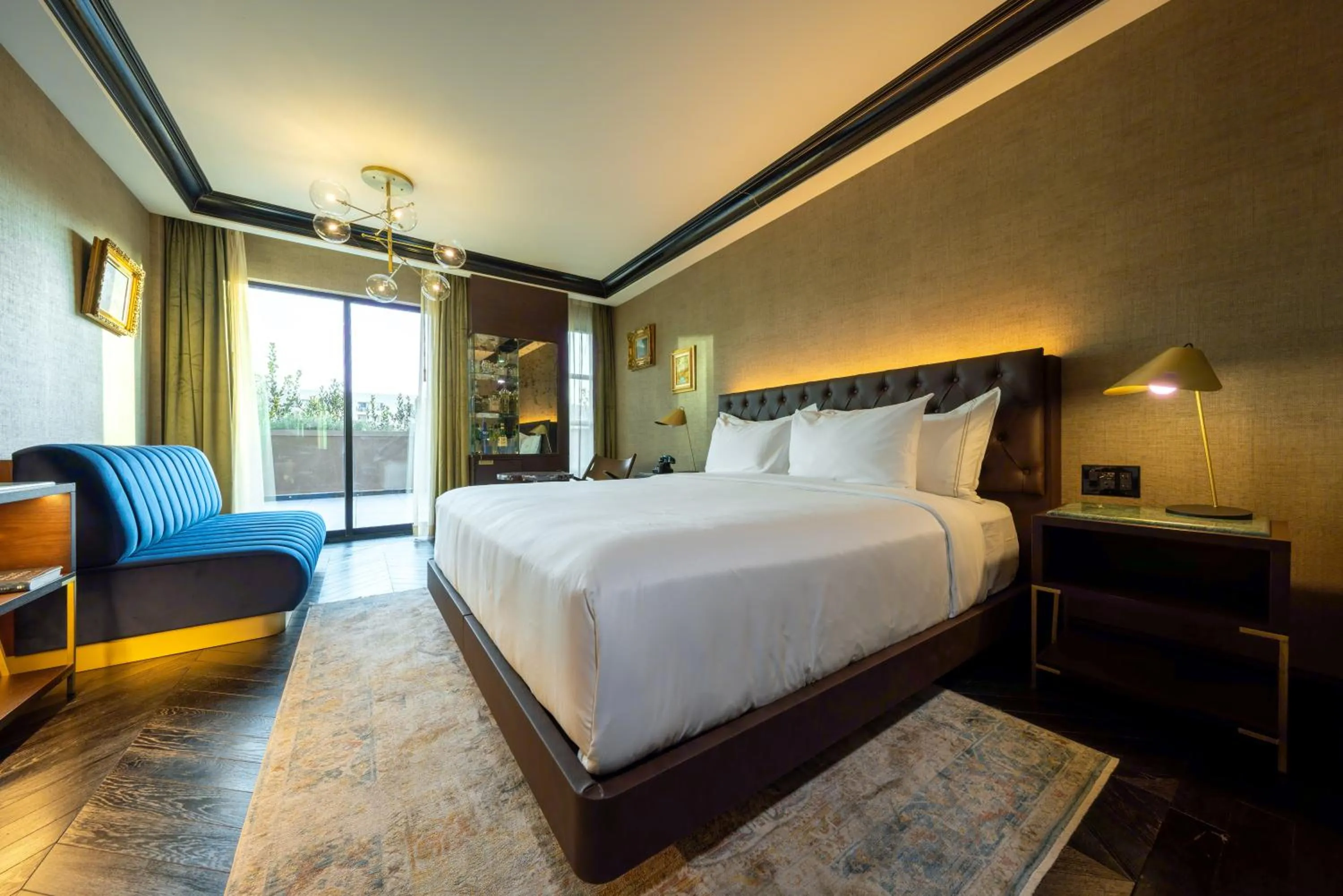 Bedroom, Bed in Whisky Hotel