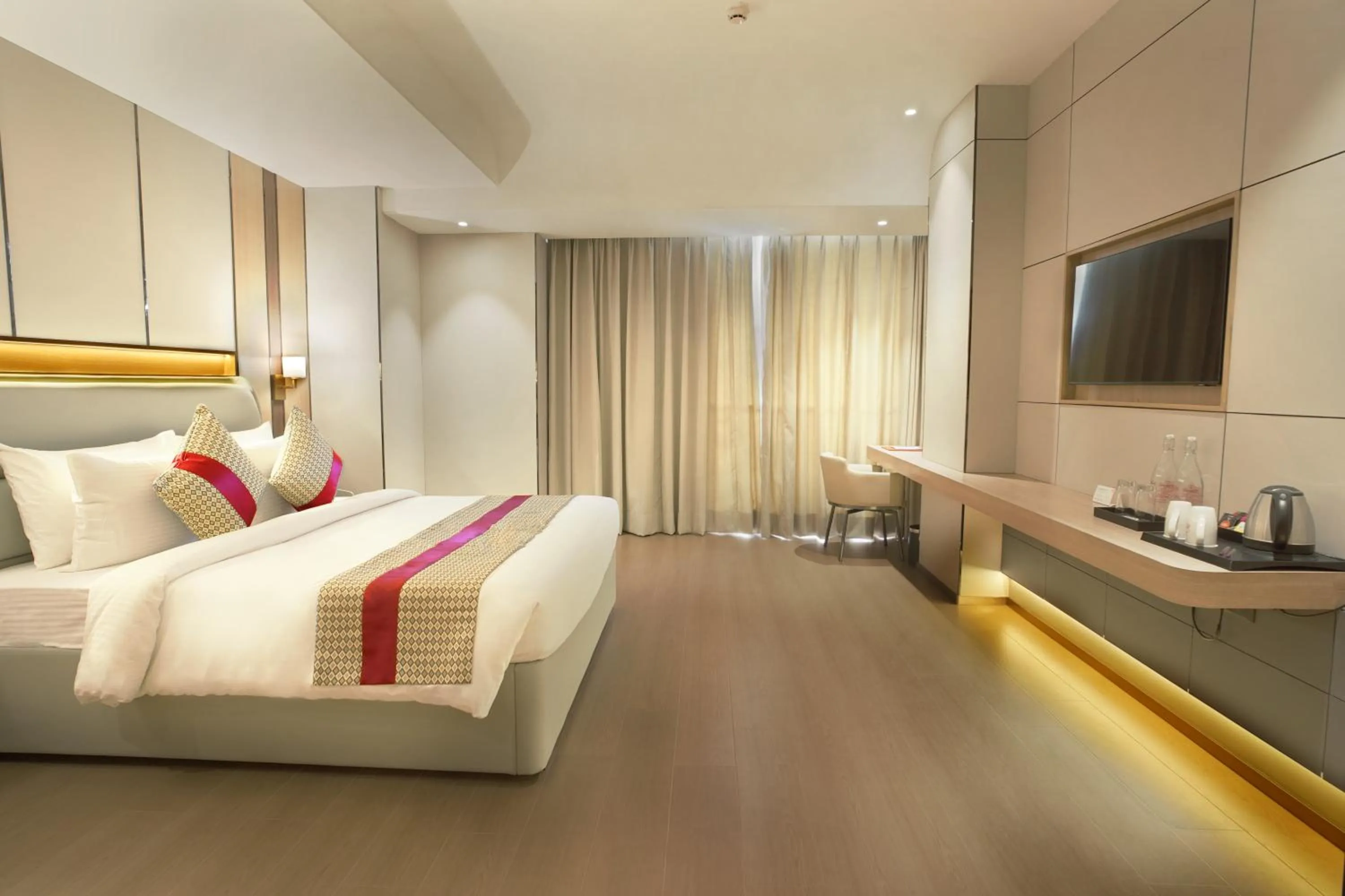 Bedroom, Bed in Orchid Hotel Chandigarh,Zirakpur