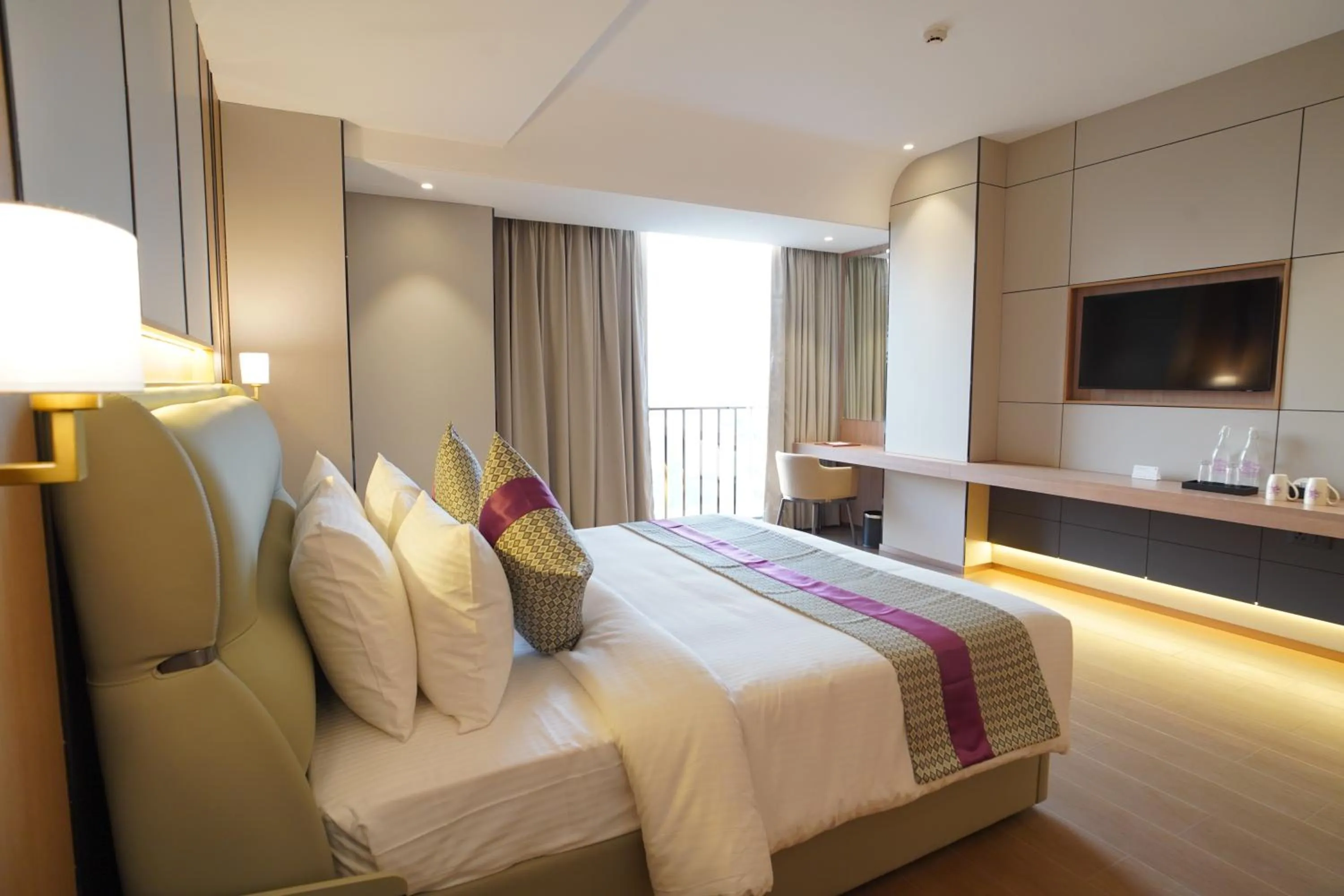 Bedroom, Bed in Orchid Hotel Chandigarh,Zirakpur