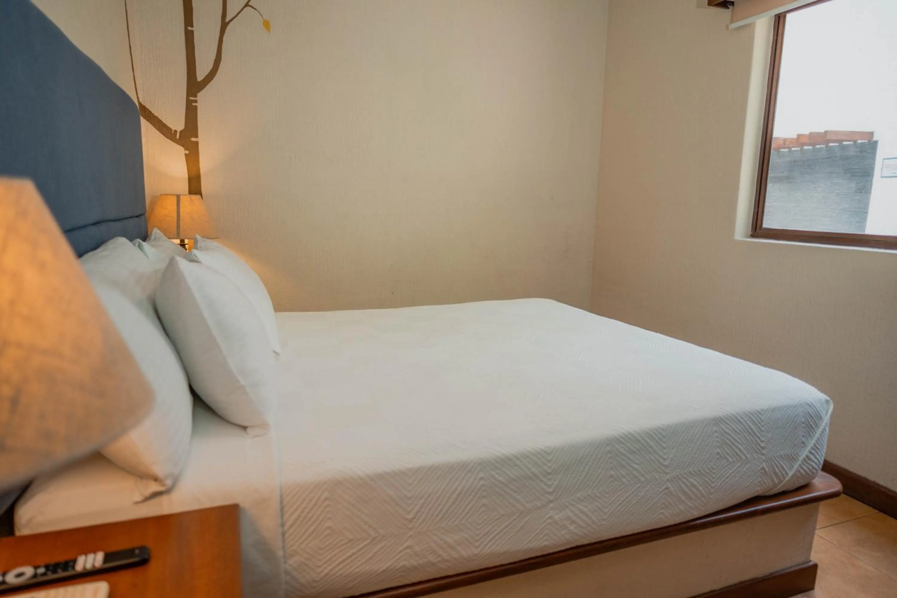 Bed in Boca Olas Resort Villas