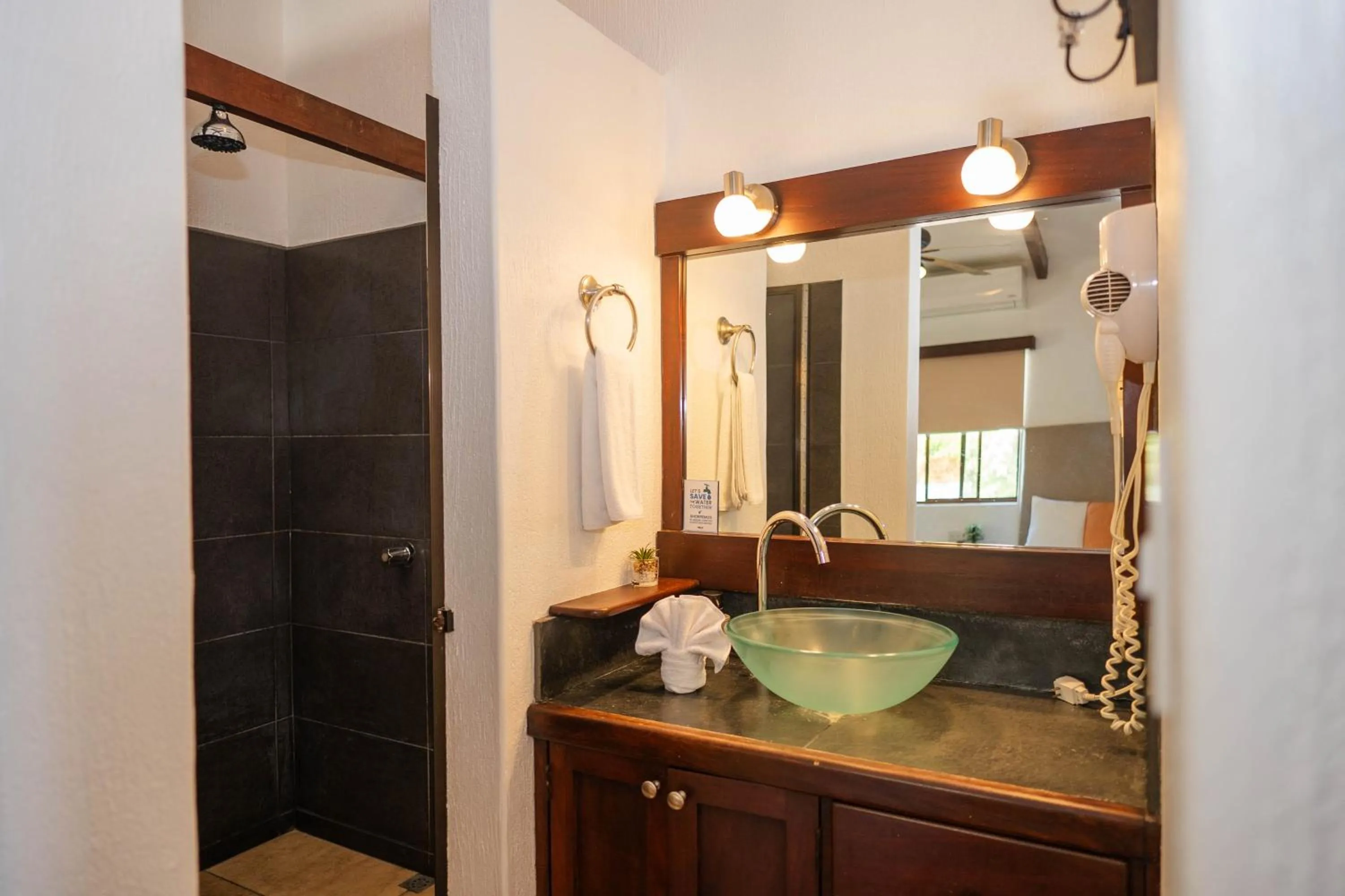 Boca Olas Resort Villas