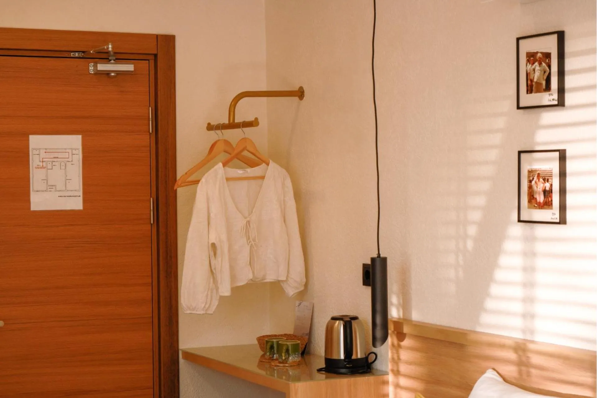 wardrobe in Uva Rooms