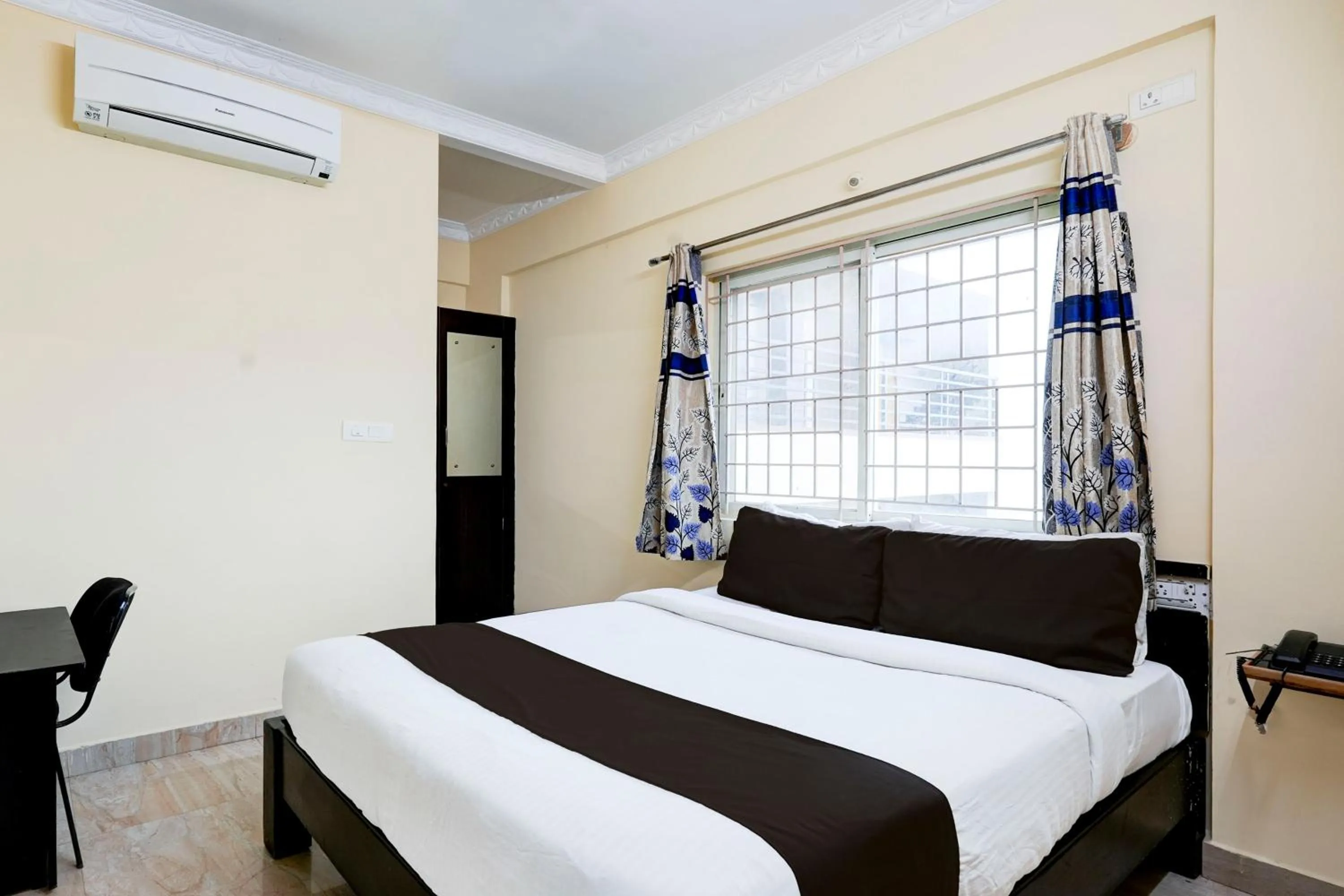 Standard Double Room - single occupancy in Super Hotel O Ganakkal Near BGS Hospital Junction formerly Omkar Global Inn