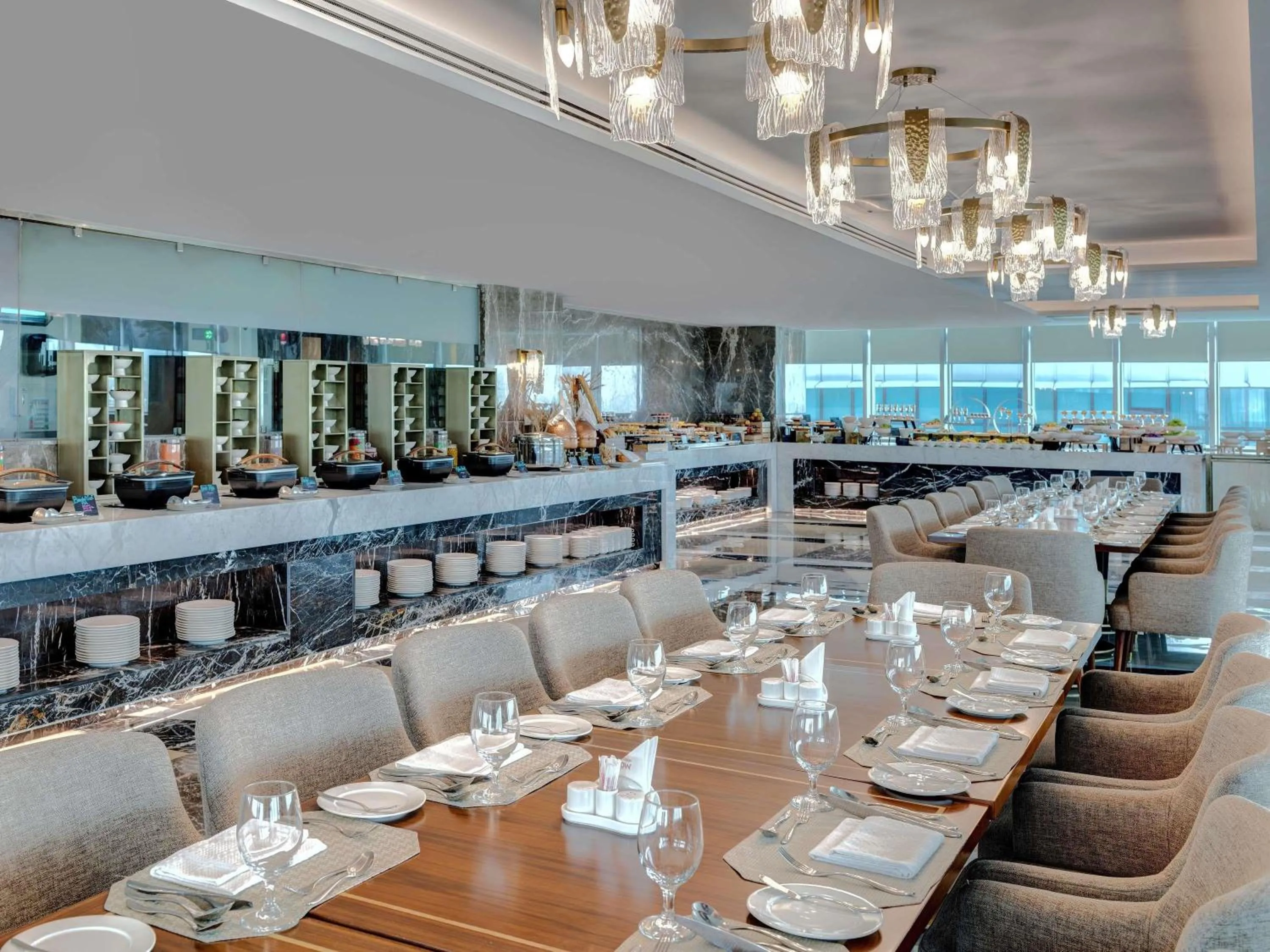 Restaurant/places to eat in Movenpick Hotel Centaurus Islamabad