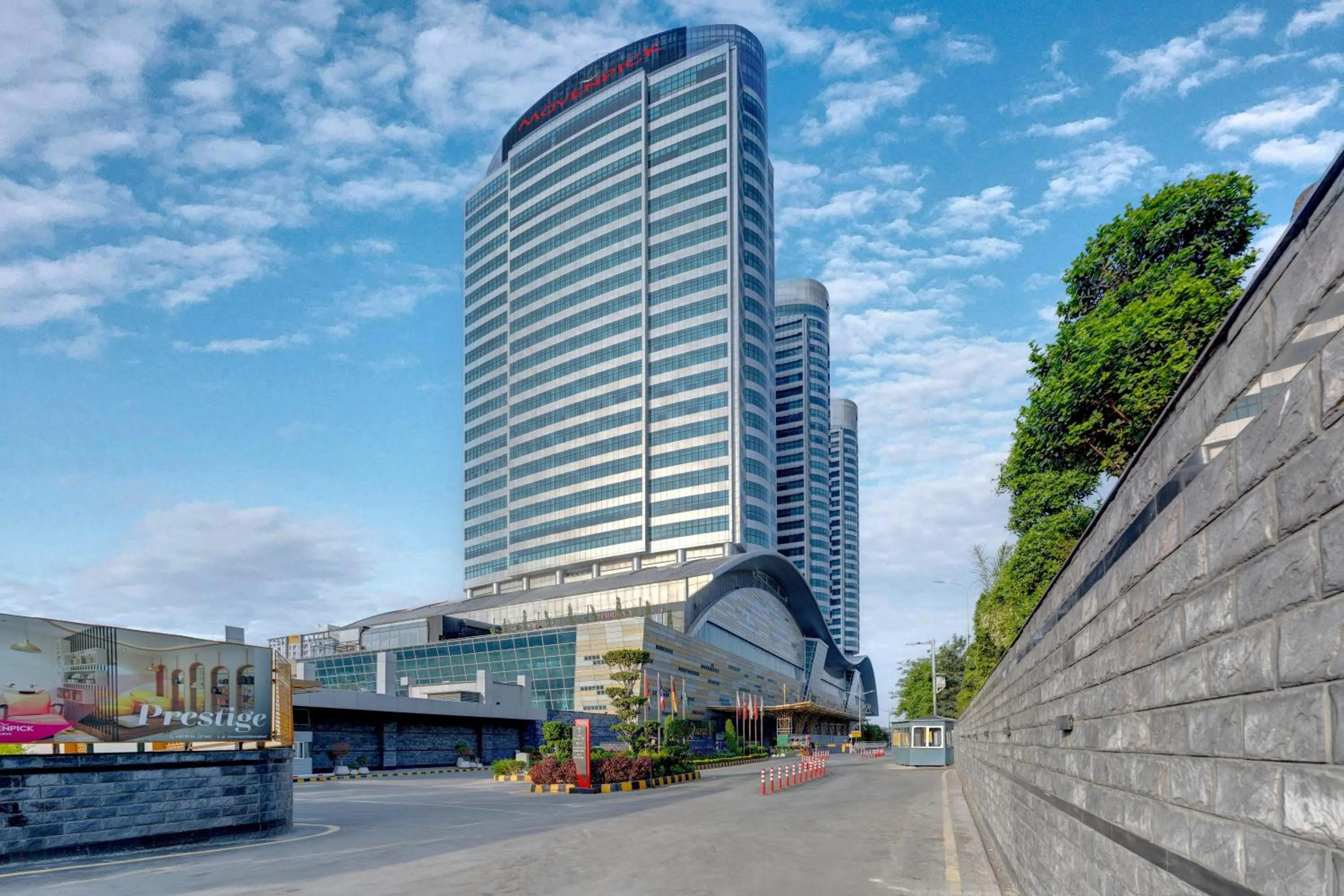 Movenpick Hotel Centaurus Islamabad