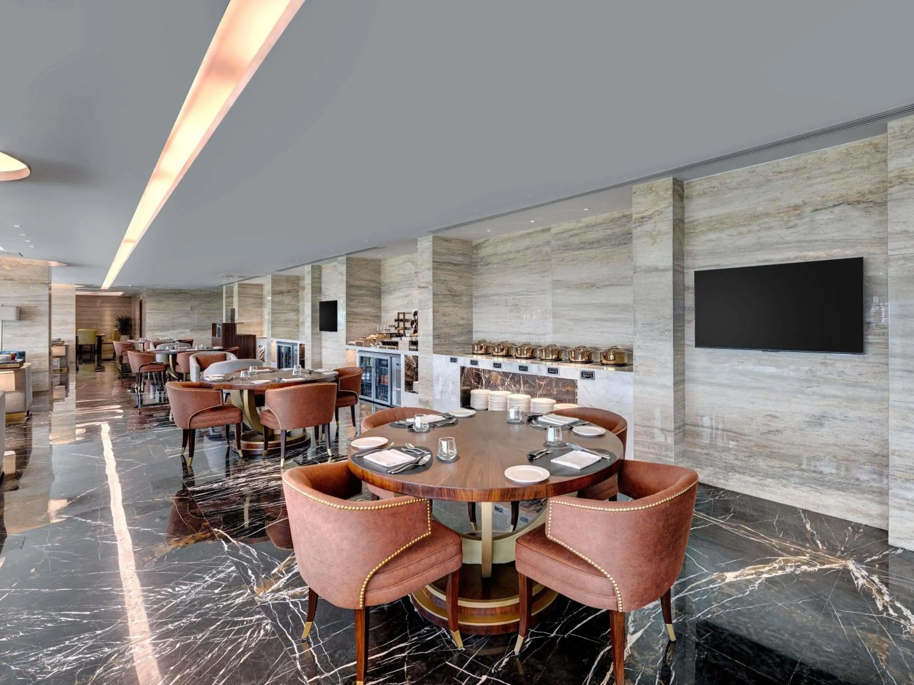 Restaurant/places to eat in Movenpick Hotel Centaurus Islamabad