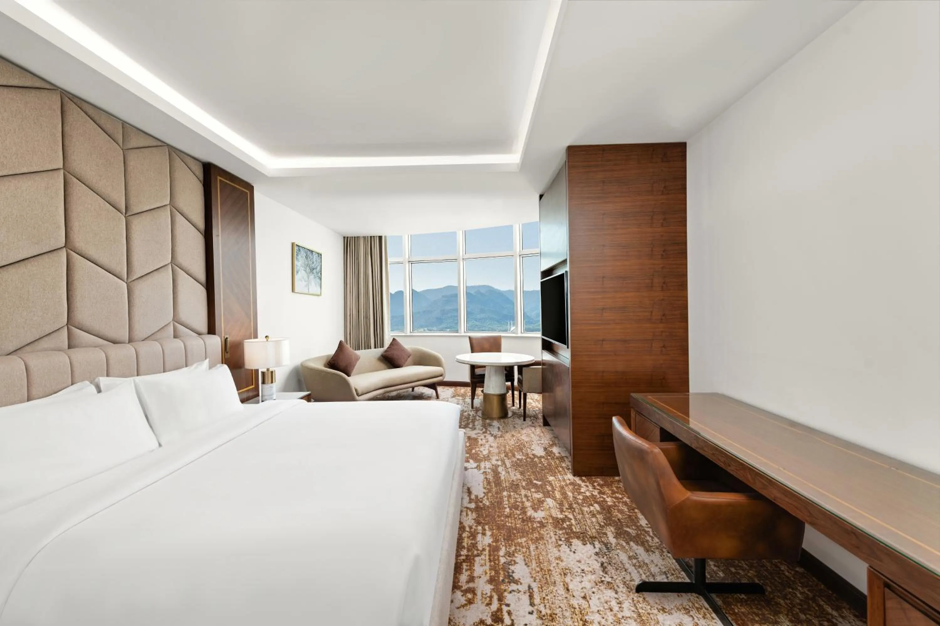 Bed in Movenpick Hotel Centaurus Islamabad