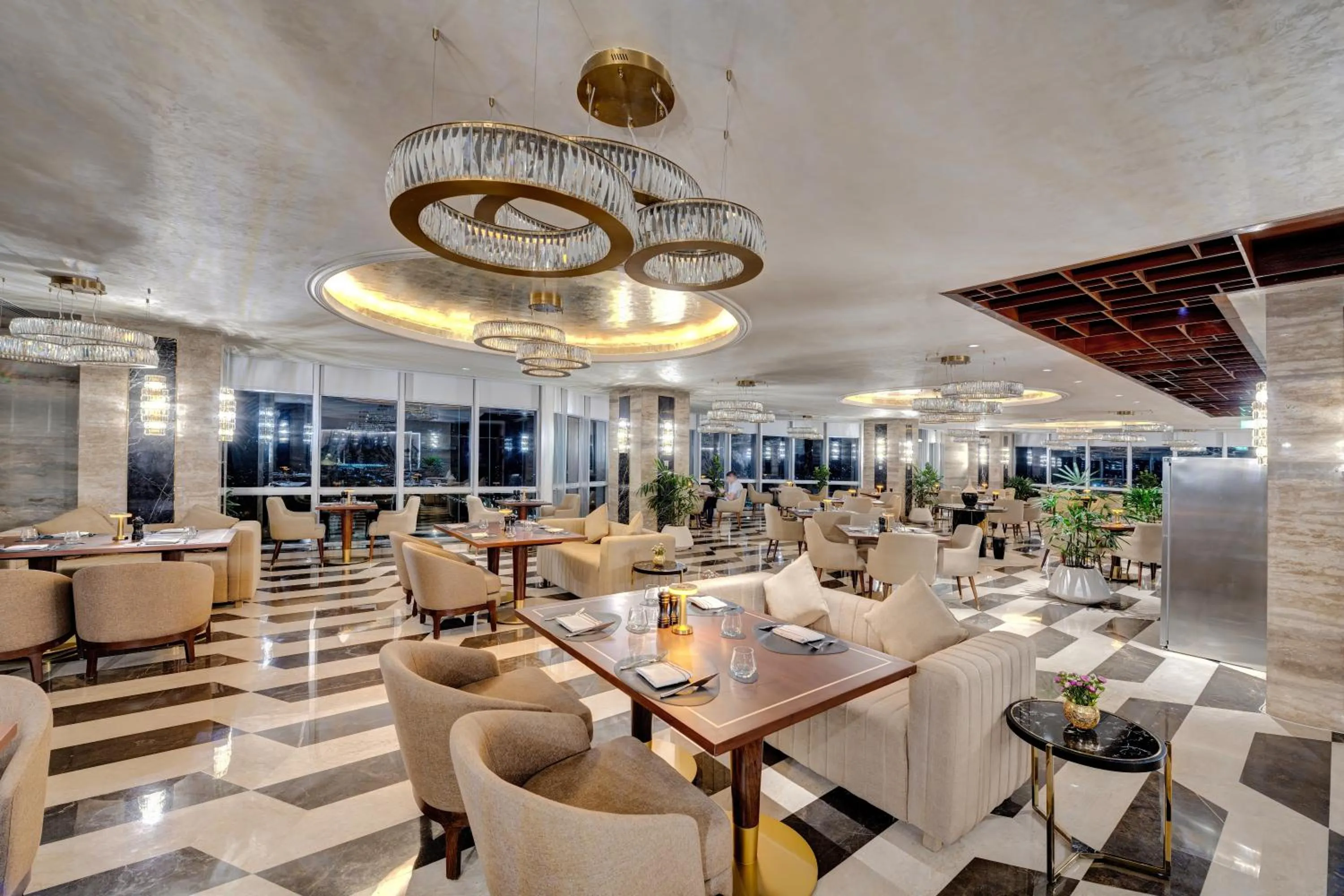 Restaurant/places to eat in Movenpick Hotel Centaurus Islamabad