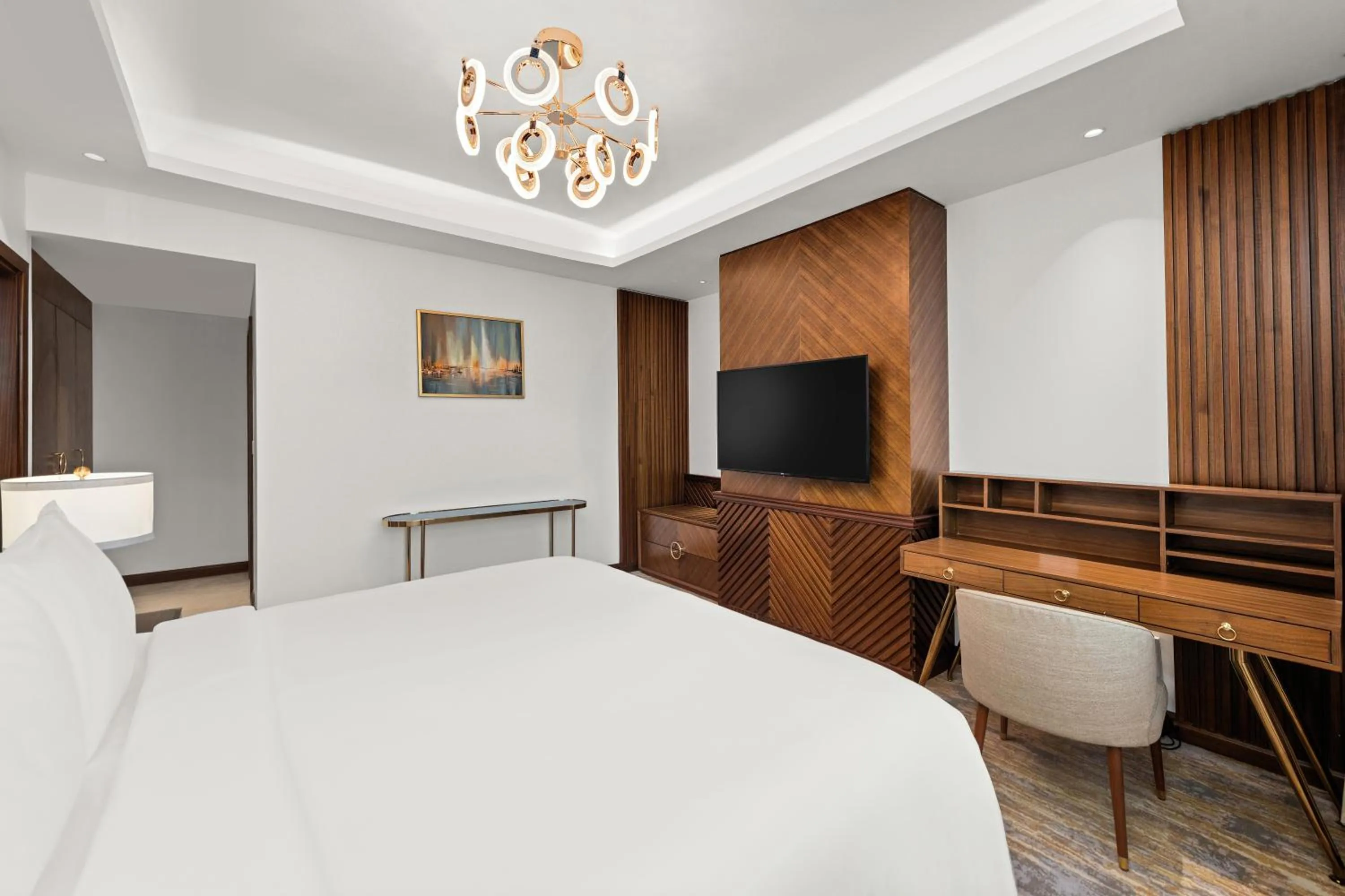 Bed in Movenpick Hotel Centaurus Islamabad