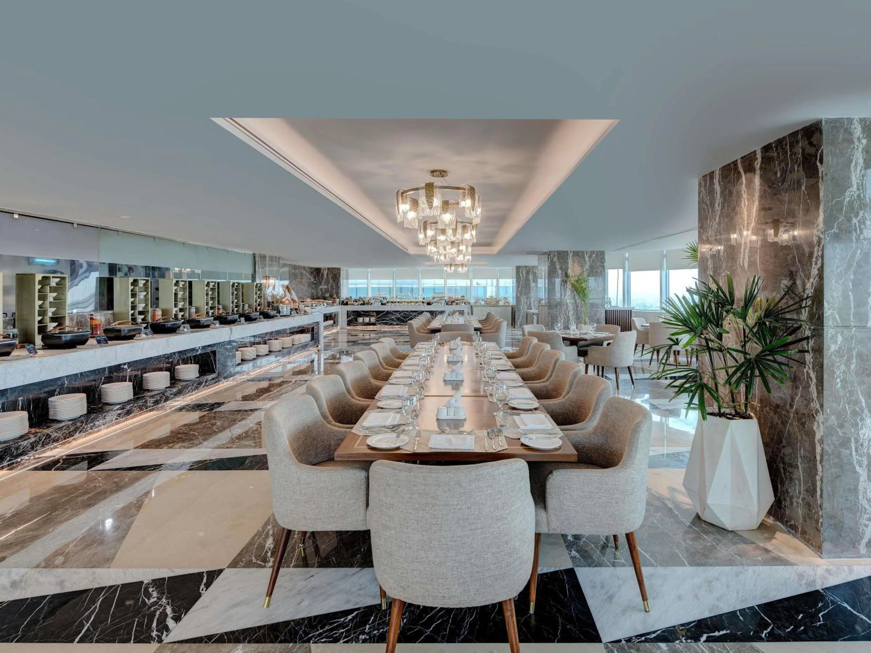 Restaurant/places to eat in Movenpick Hotel Centaurus Islamabad