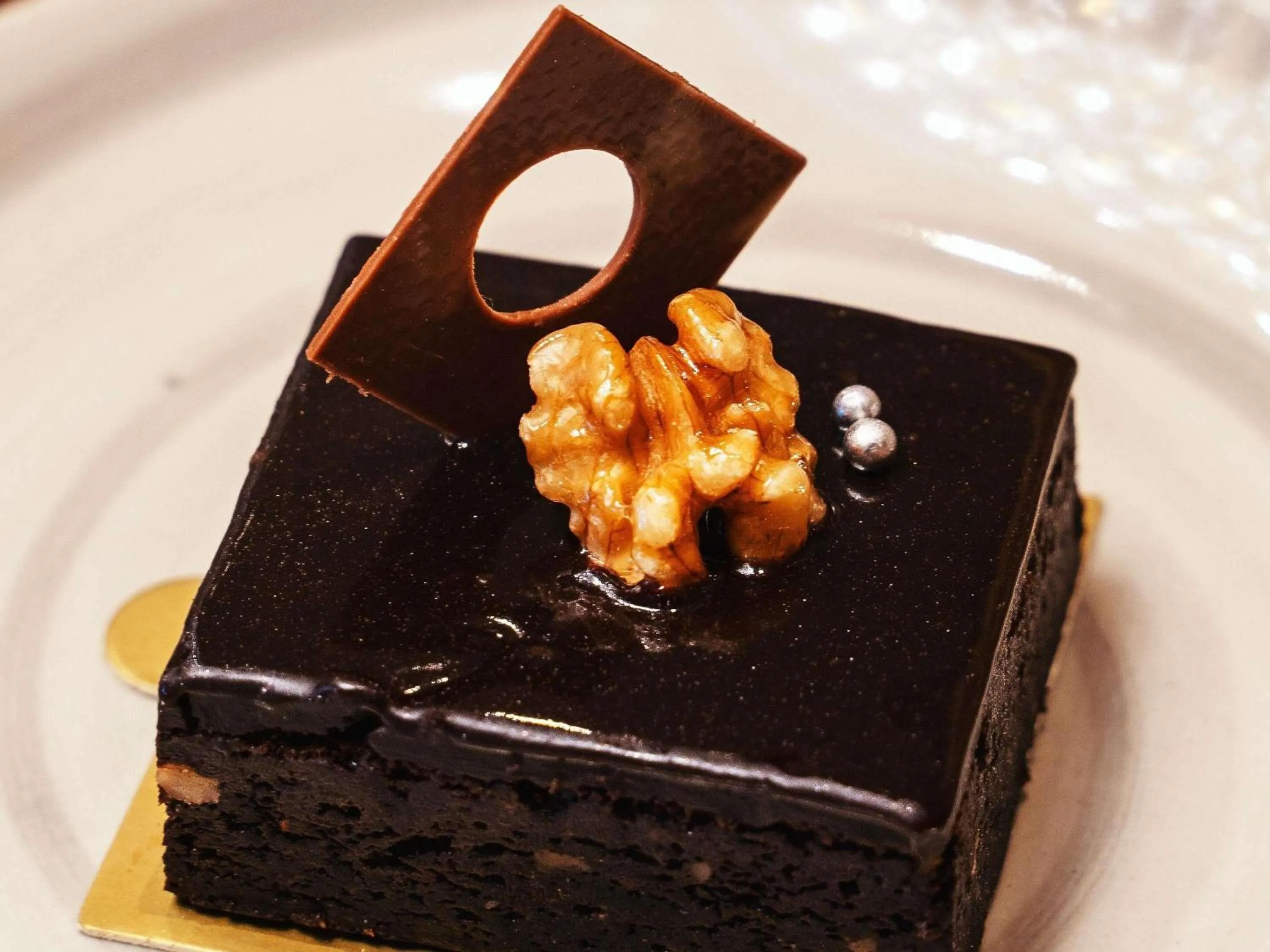 Restaurant/places to eat in Movenpick Hotel Centaurus Islamabad