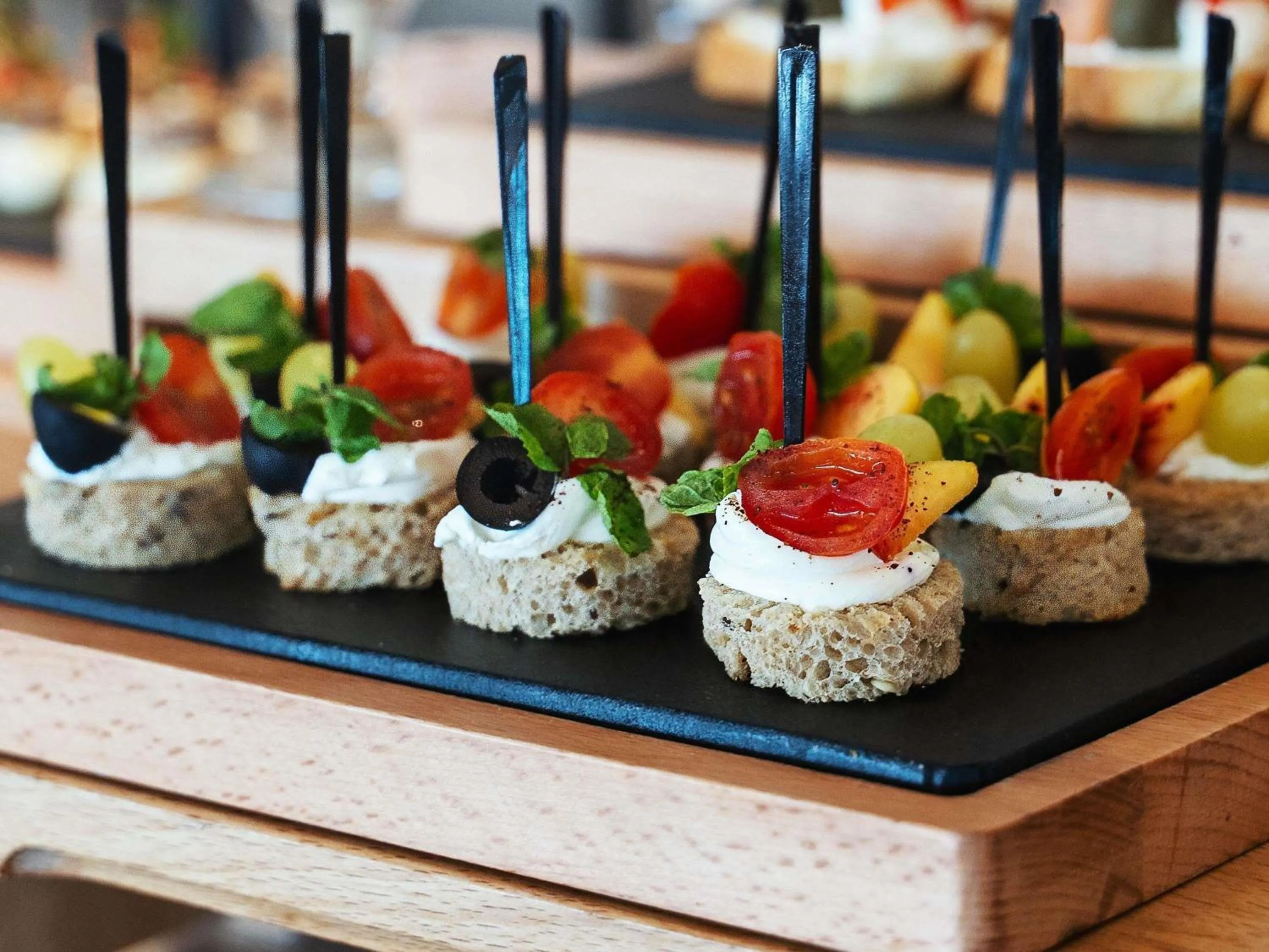 Restaurant/places to eat in Movenpick Hotel Centaurus Islamabad