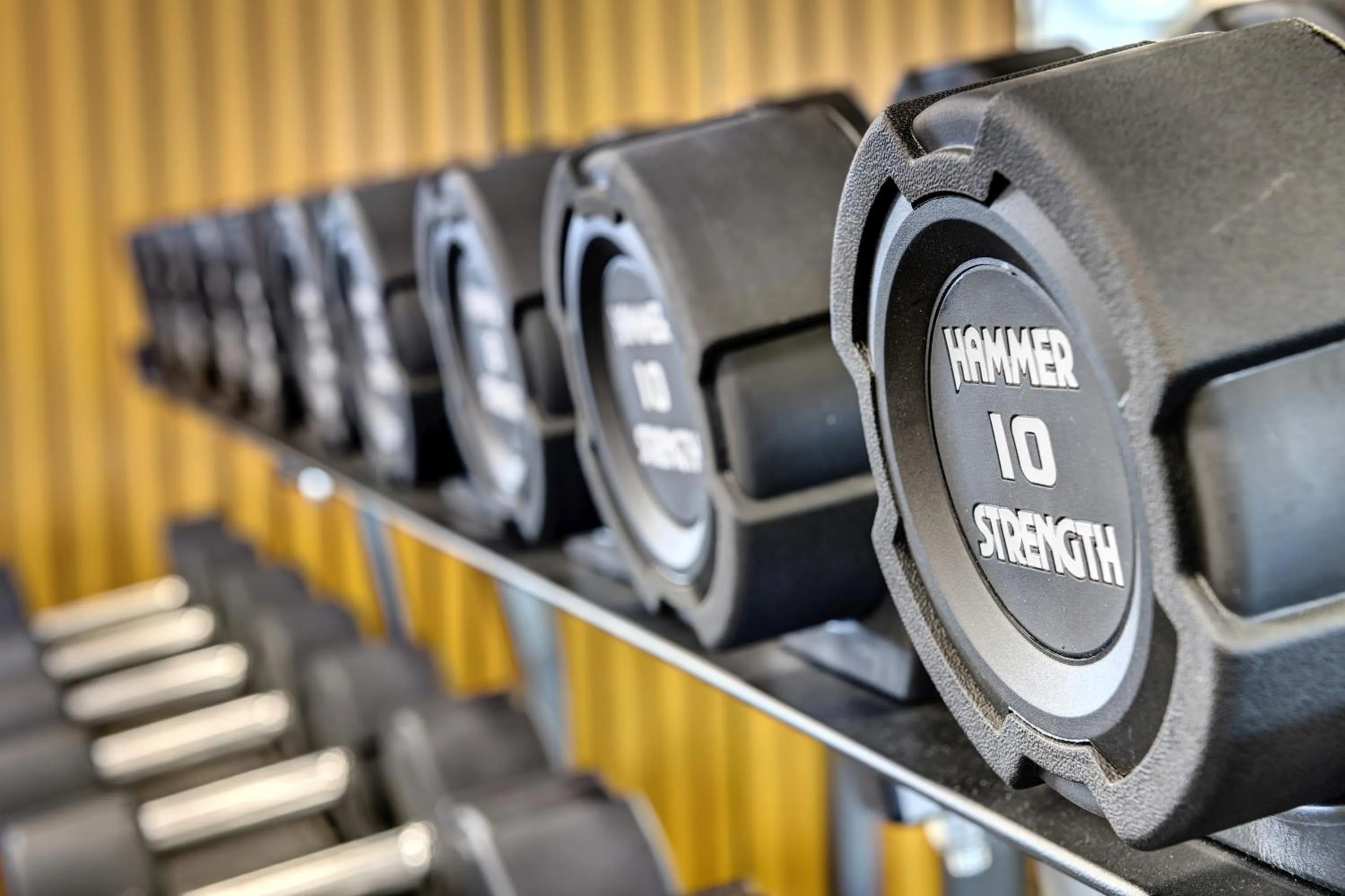 Fitness centre/facilities in Movenpick Hotel Centaurus Islamabad