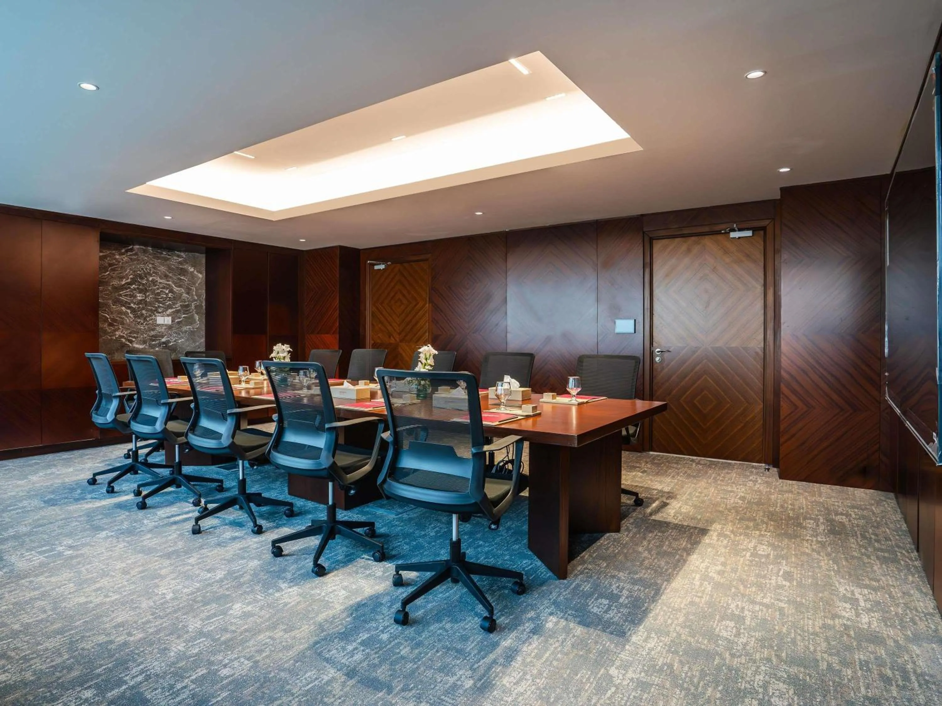 Meeting/conference room in Movenpick Hotel Centaurus Islamabad