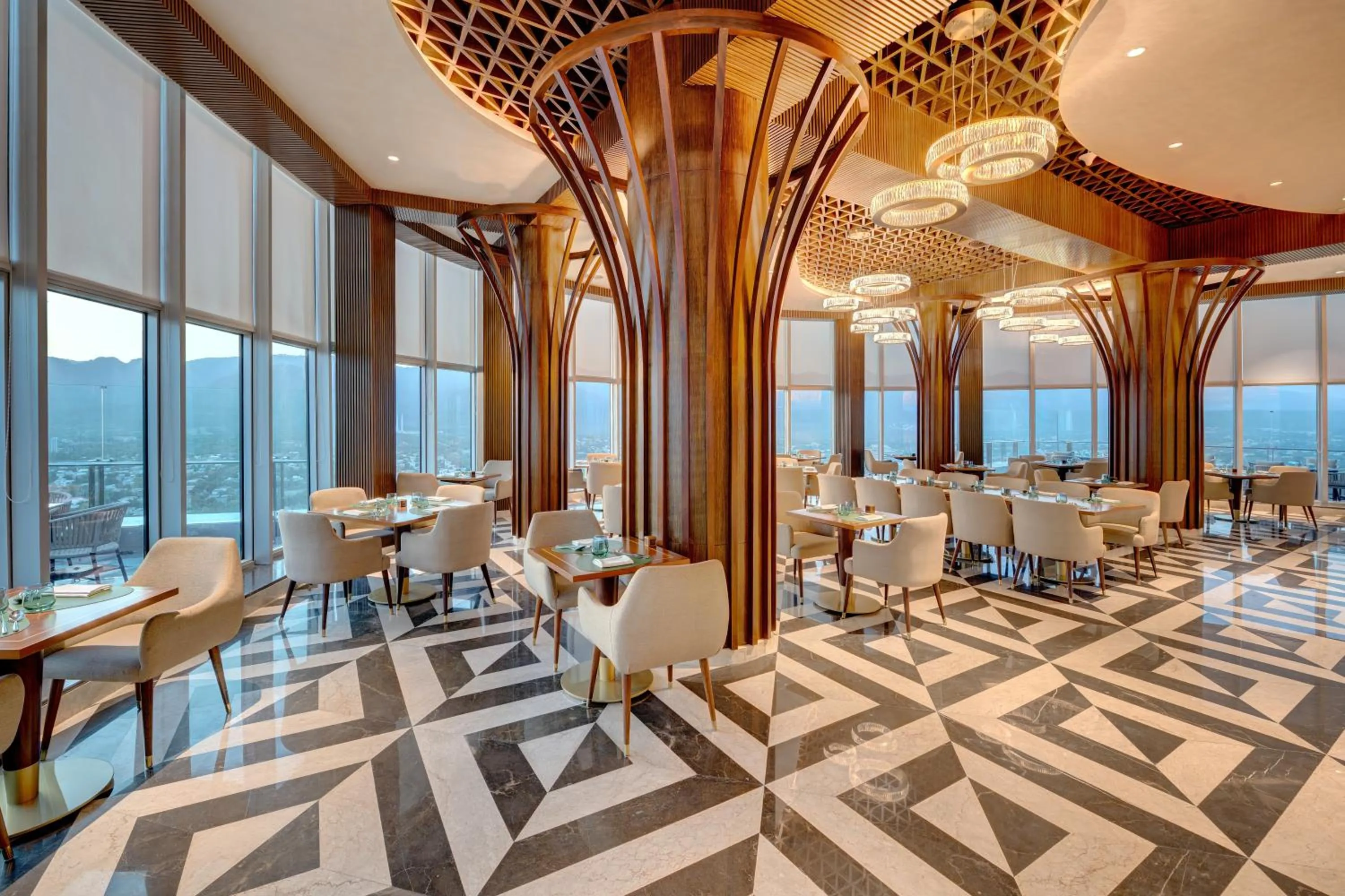 Restaurant/places to eat in Movenpick Hotel Centaurus Islamabad