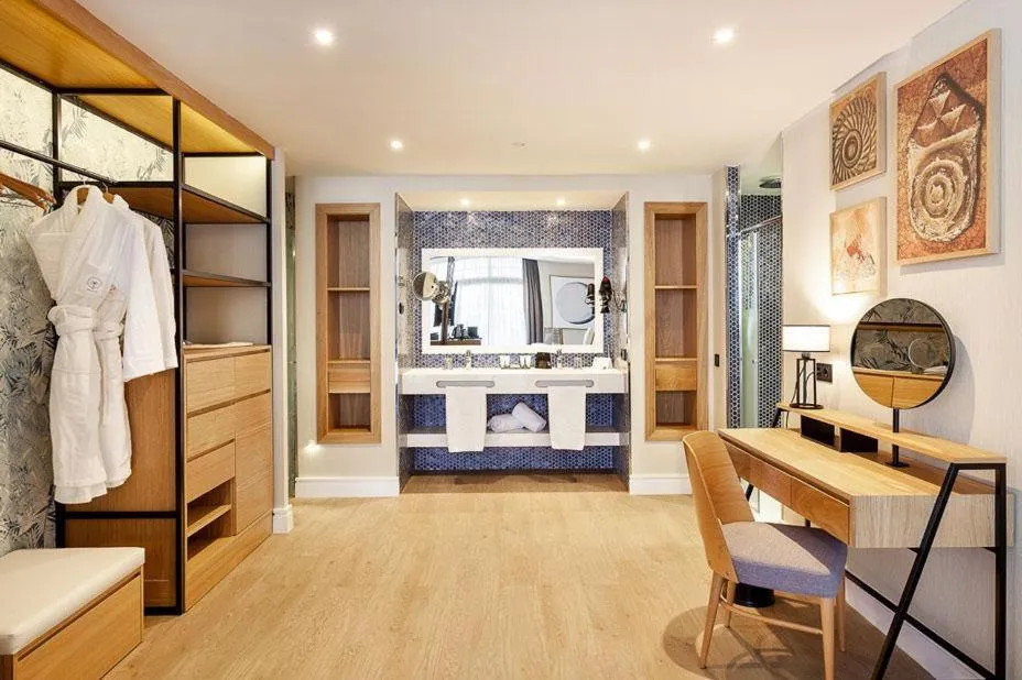 Photo of the whole room, Bed in Gran Tacande Wellness & Relax Costa Adeje