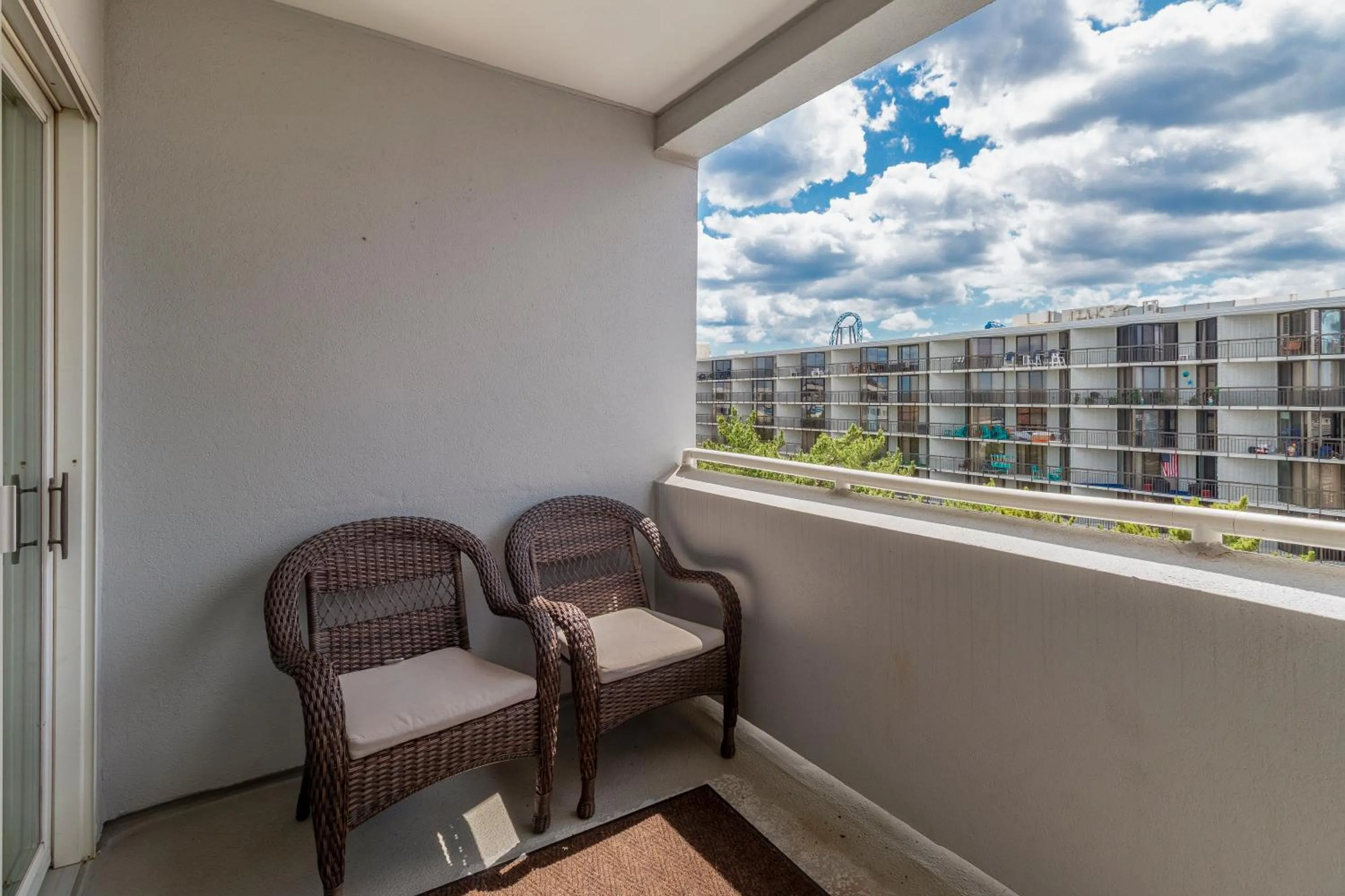 Balcony/Terrace in Watson's Regency Suites