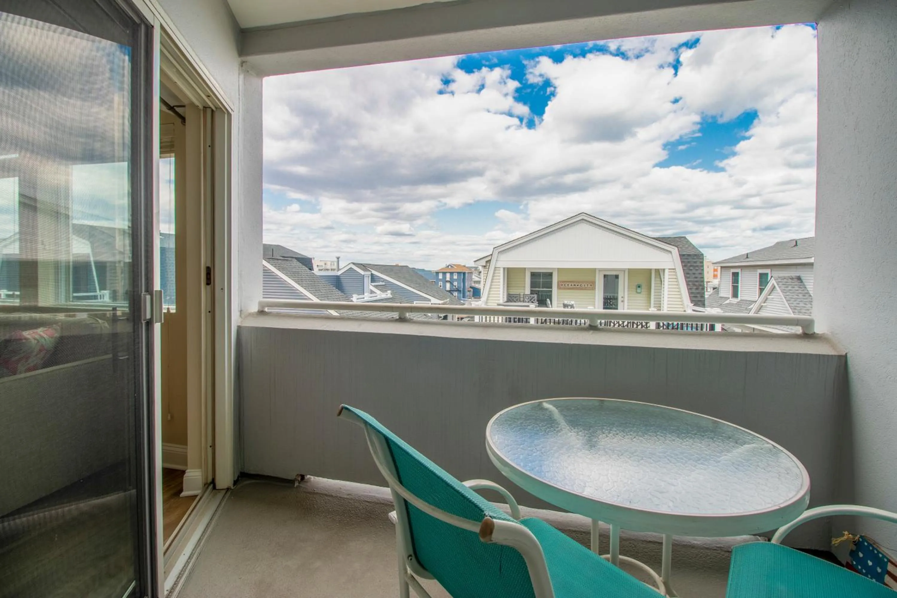 Balcony/Terrace in Watson's Regency Suites