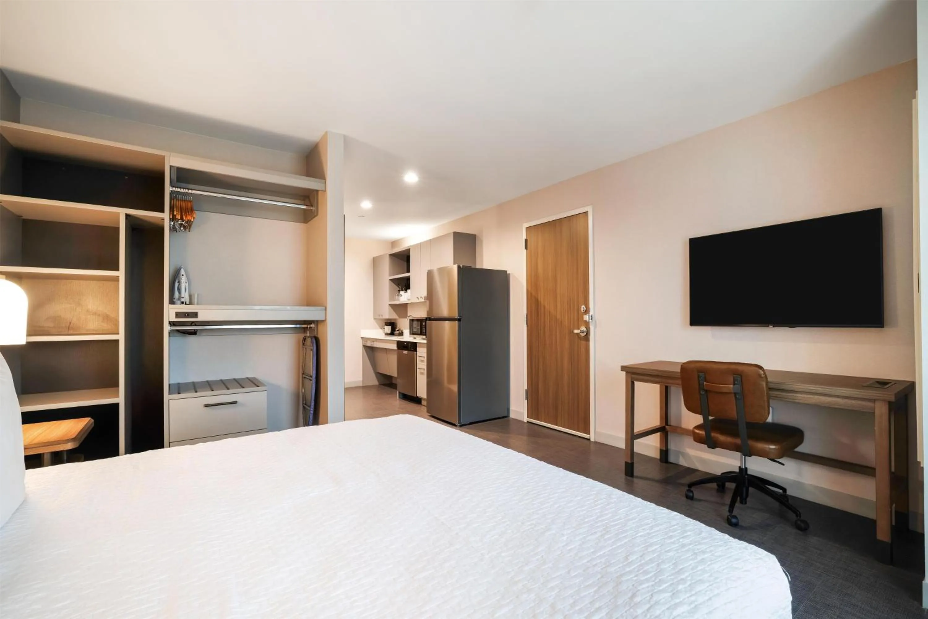 Bedroom, Bed in Homewood Suites By Hilton Madison Huntsville