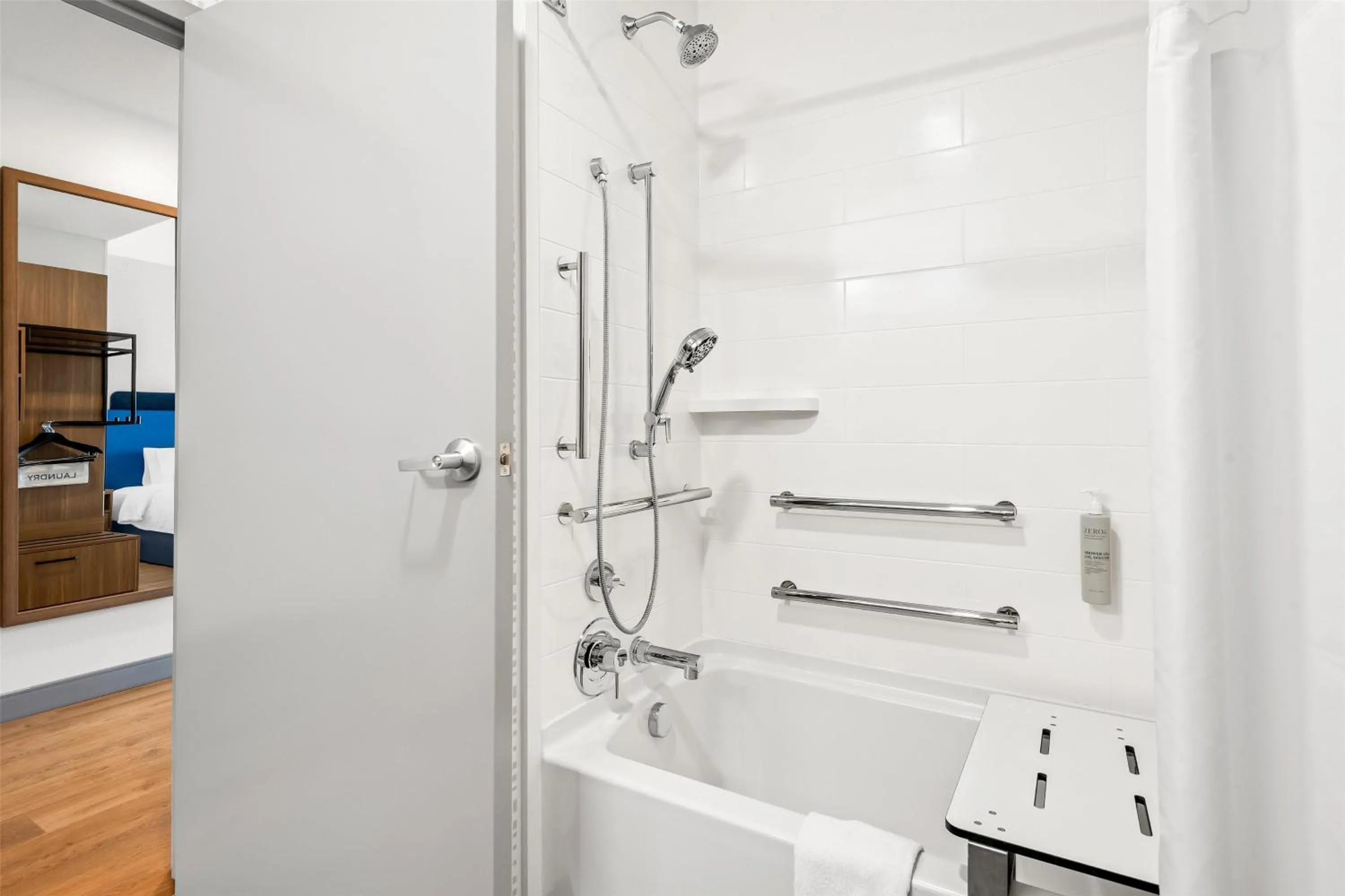 Bathroom in Hampton Inn & Suites Intercourse, Pa