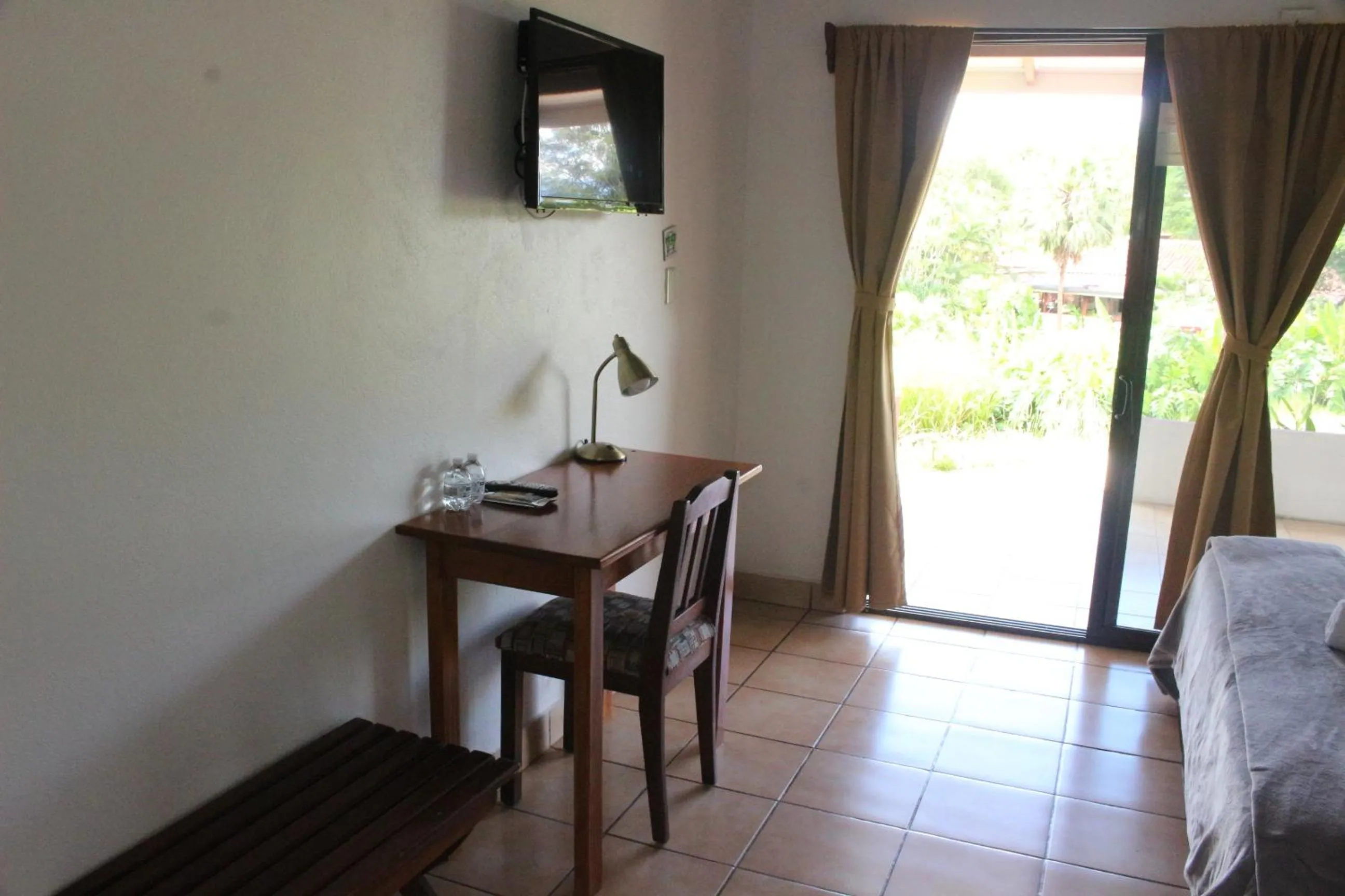 Seating area in Hotel Colinas del Sol
