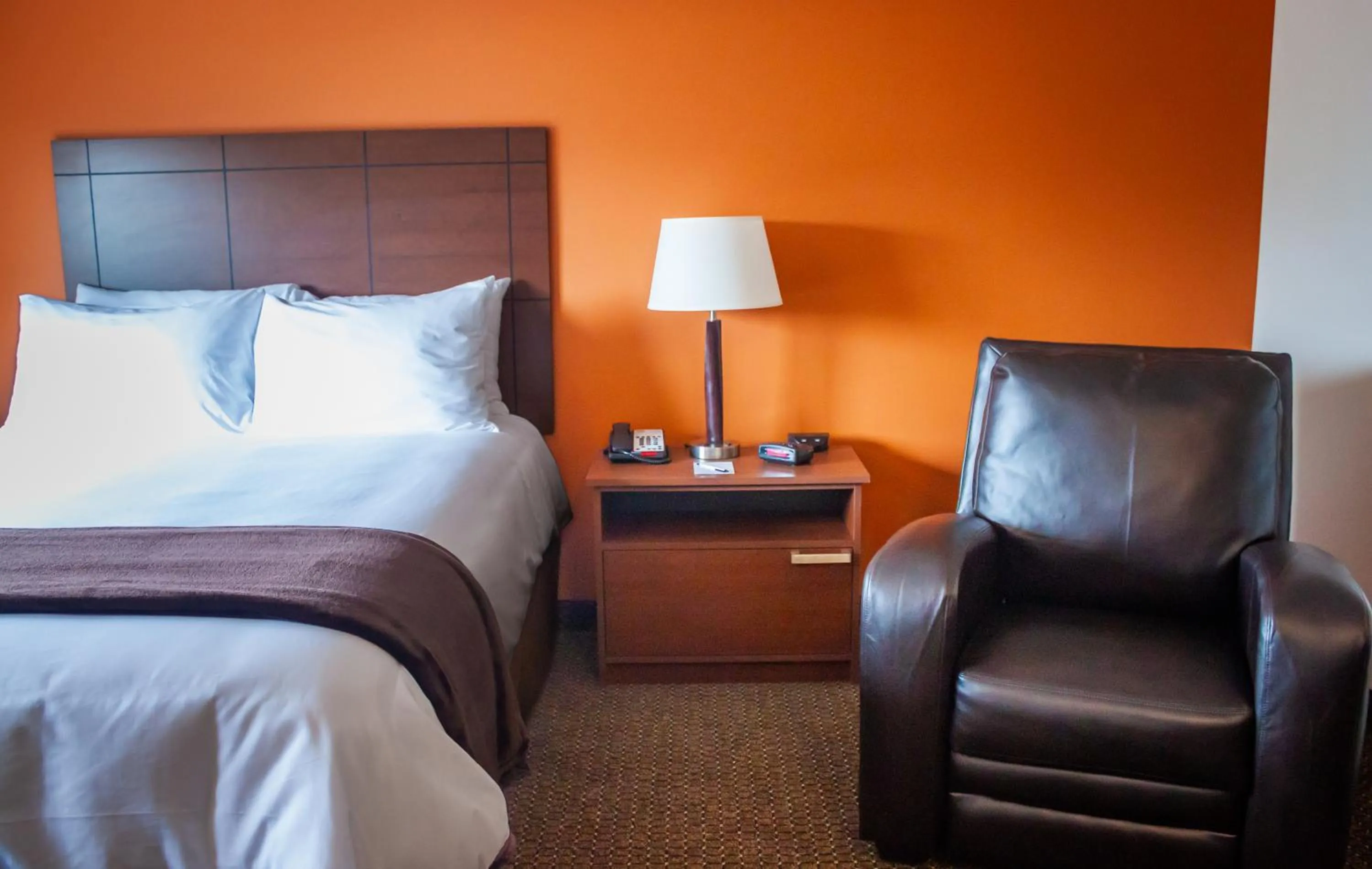 Bed in My Place Hotel-South Omaha/La Vista, NE