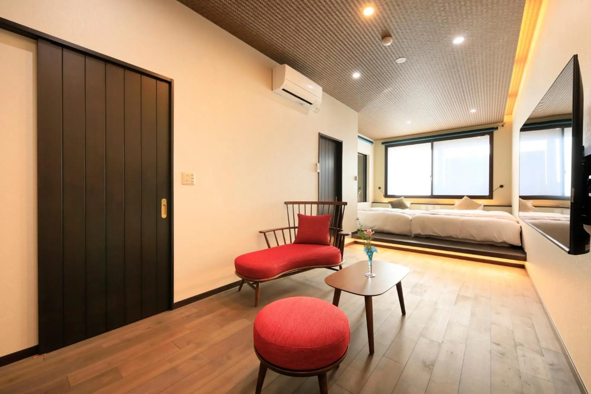 Photo of the whole room, Bed in Otogitei Kofu