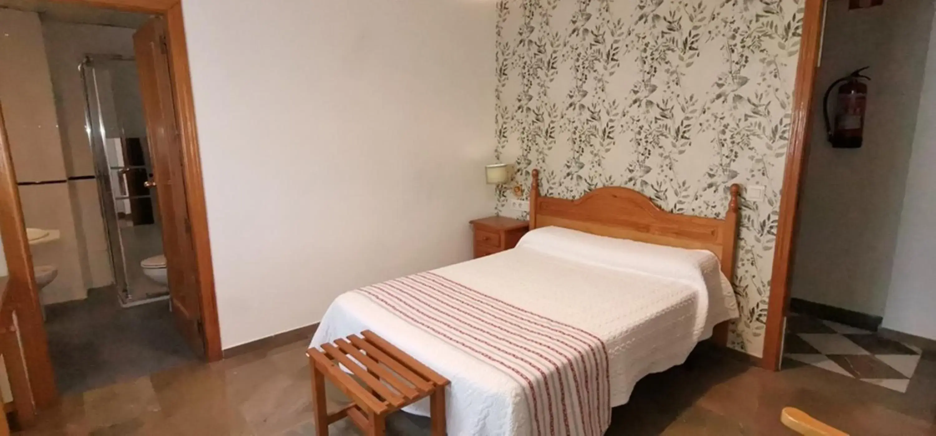 Double or Twin Room in Hotel Corona de Atarfe Double or Twin Room in Hotel Corona de Atarfe