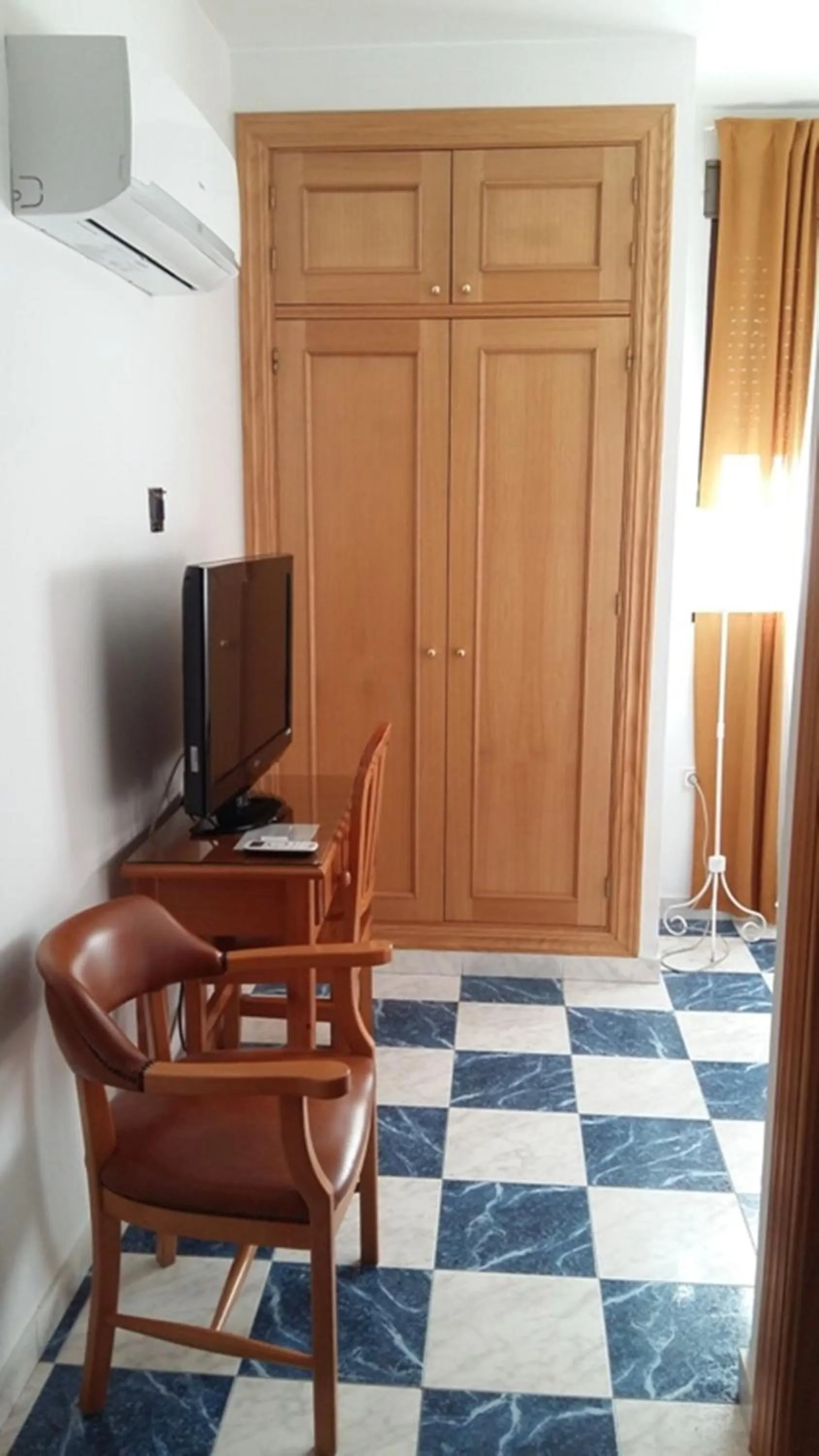 Decorative detail in Hotel Corona de Atarfe