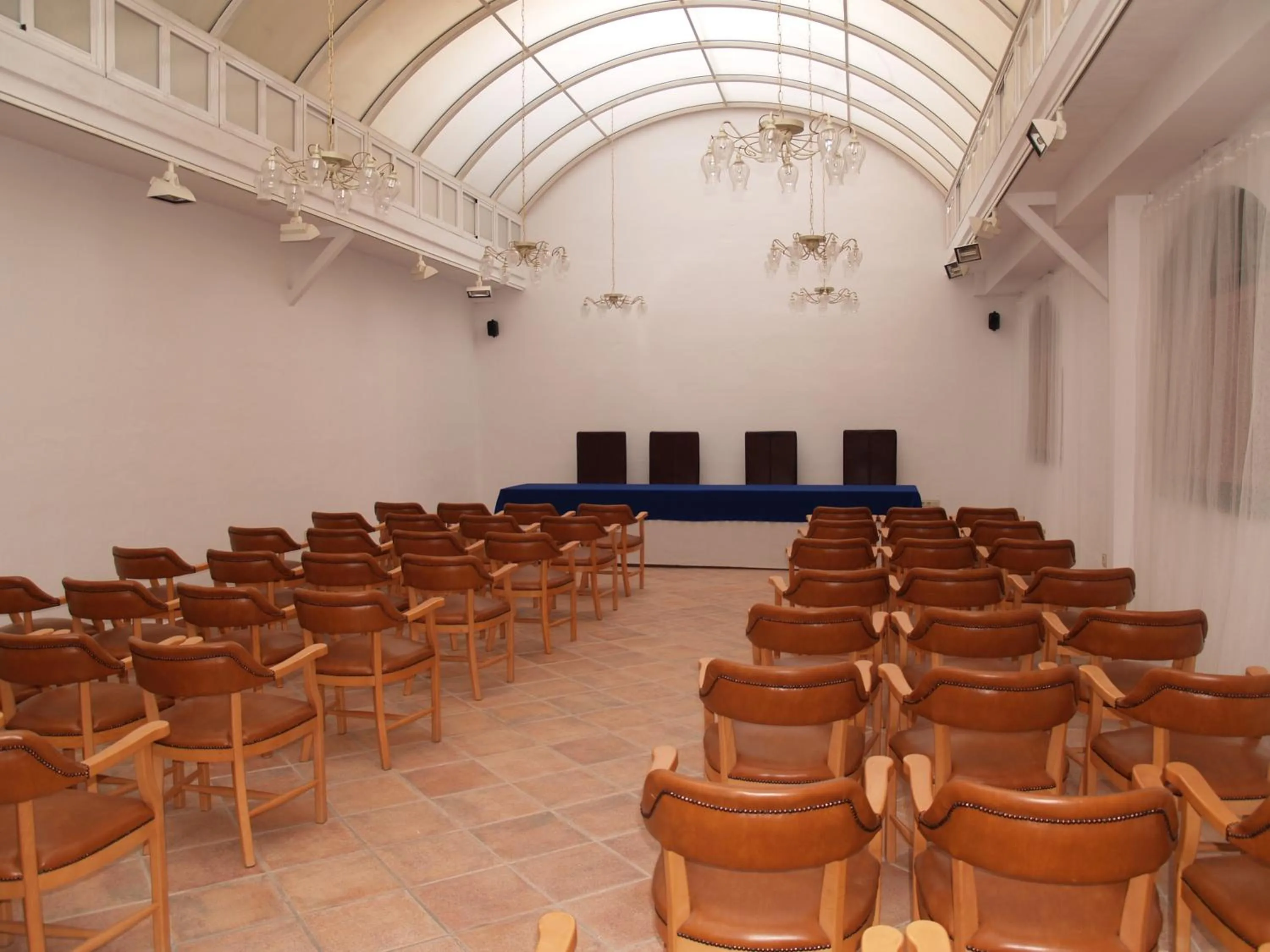 Meeting/conference room in Hotel Corona de Atarfe
