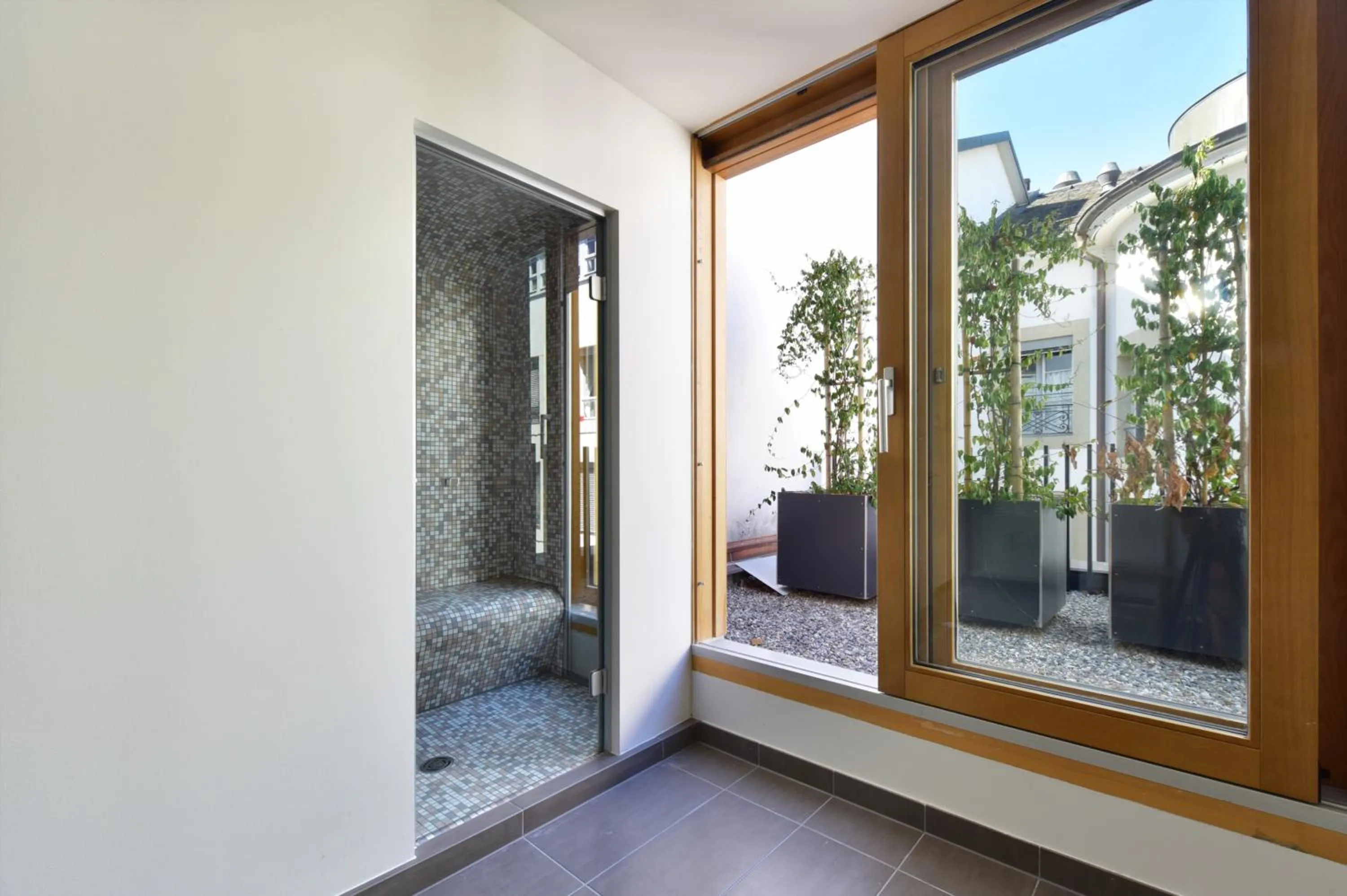 Patio in Hotel Rousseau