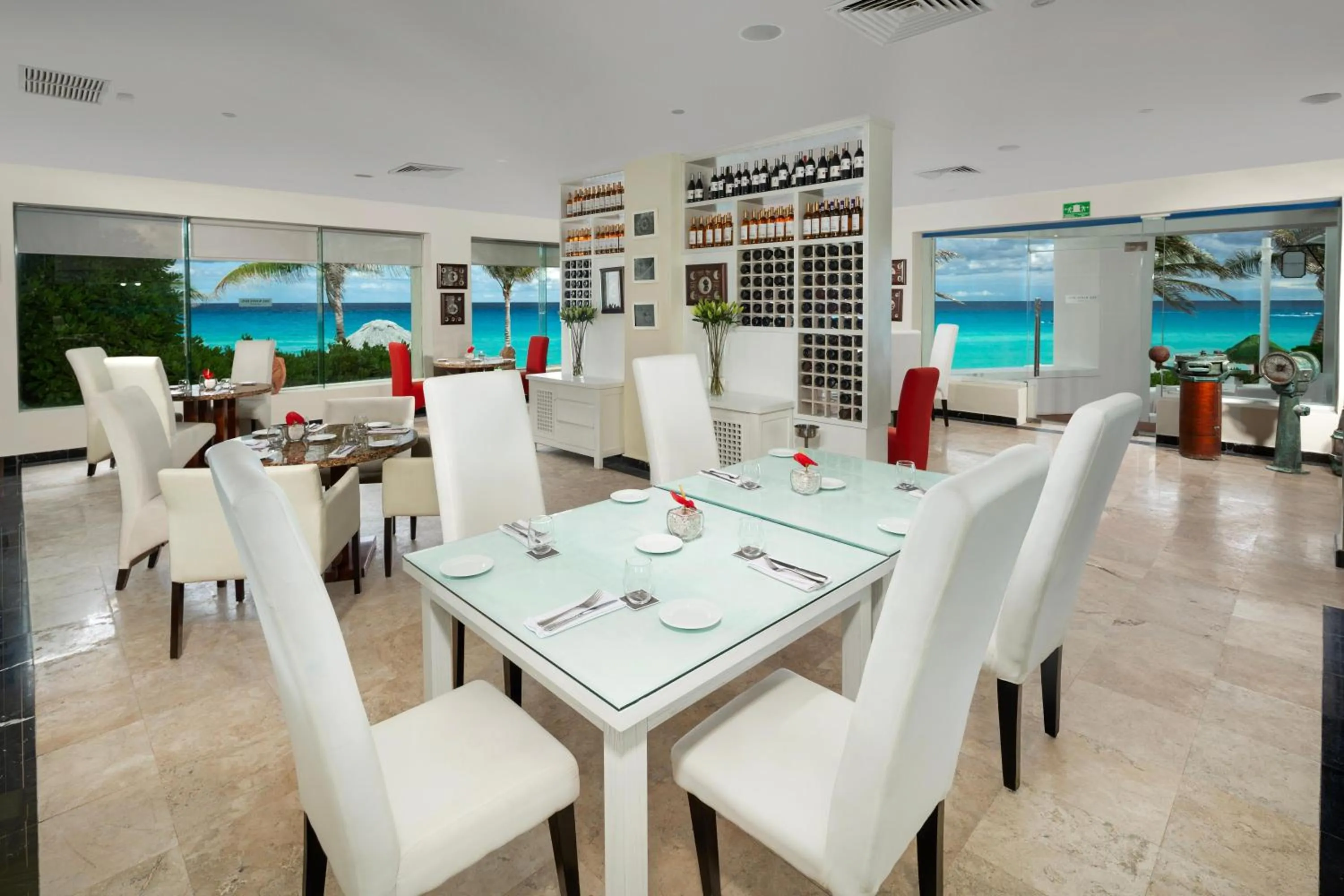 Restaurant/places to eat in The Pyramid Cancun by Oasis - All Inclusive