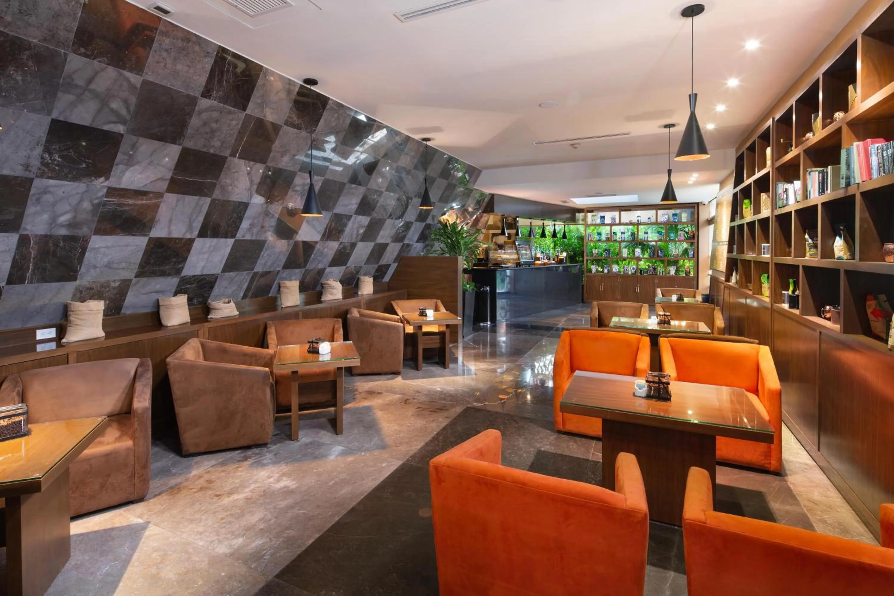 Lounge or bar in The Pyramid Cancun by Oasis - All Inclusive