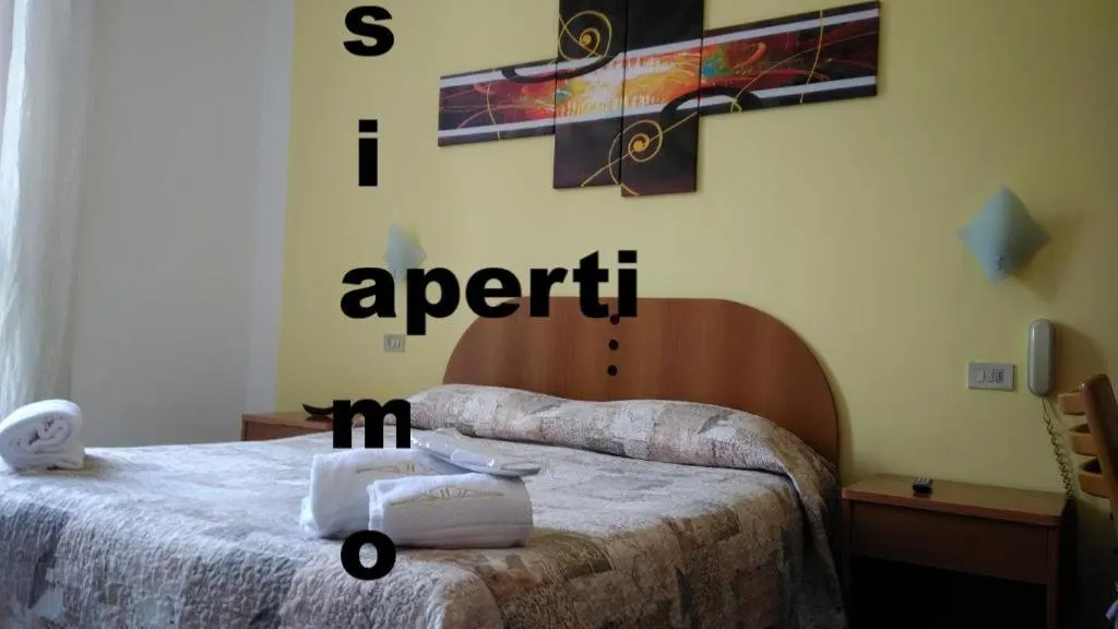 Bed in Hotel Tirreno