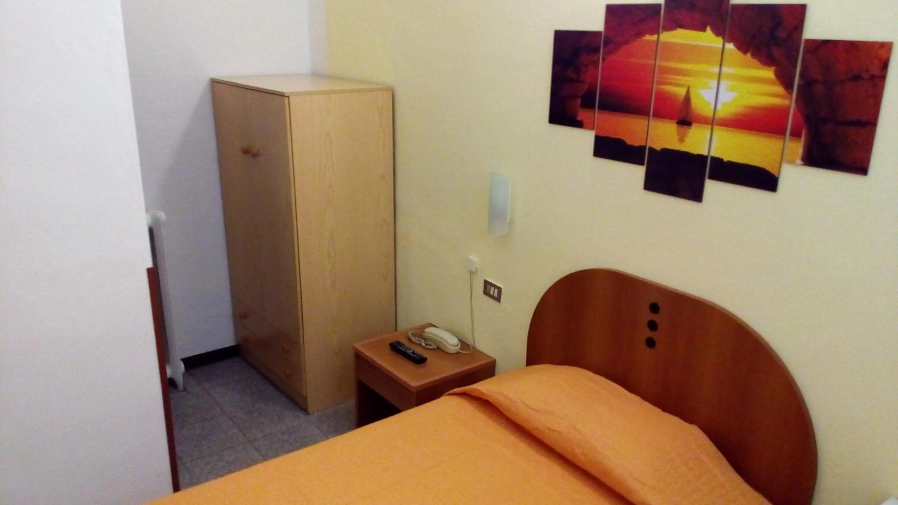 Photo of the whole room, Bed in Hotel Tirreno