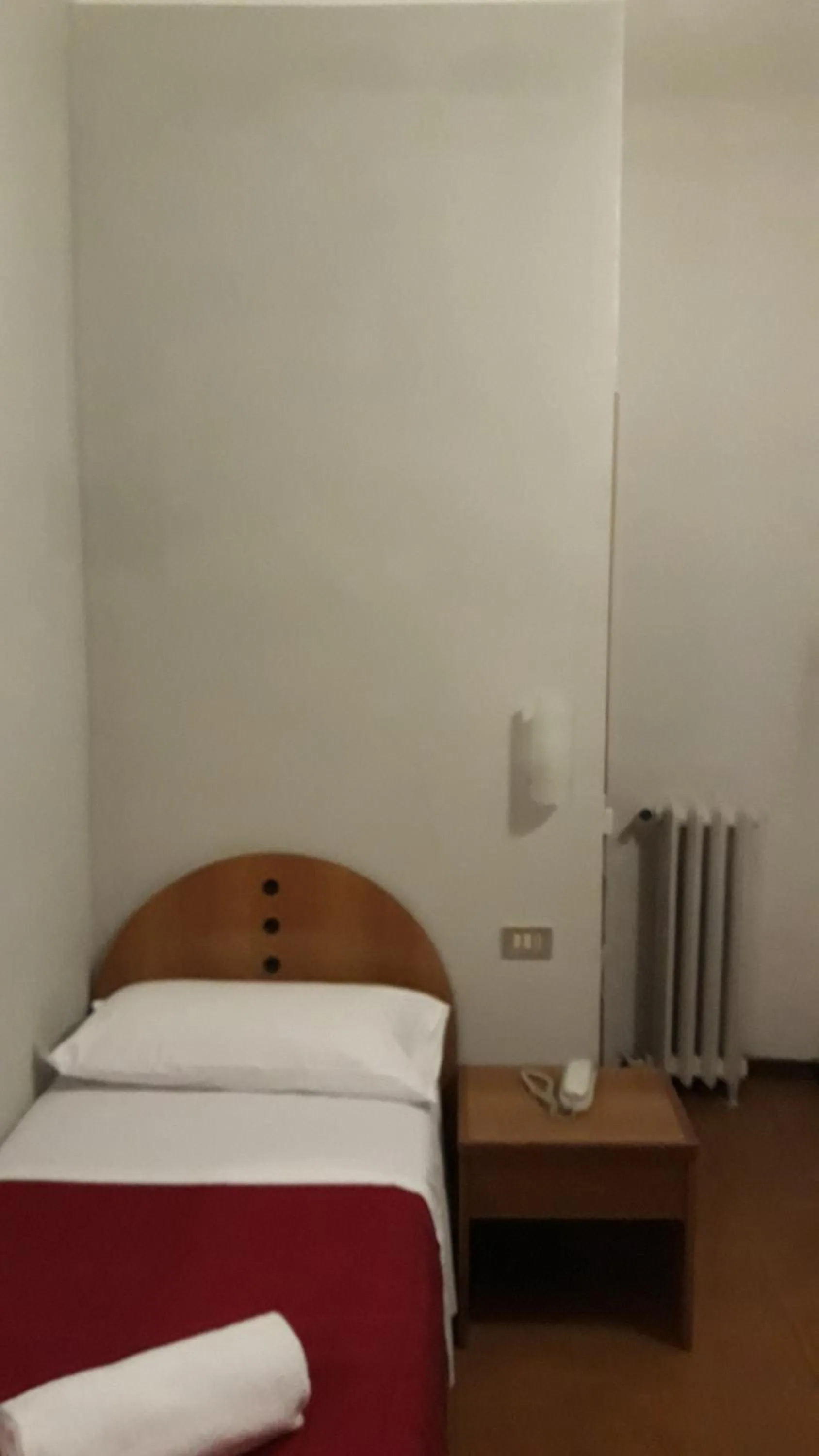 Bed in Hotel Tirreno