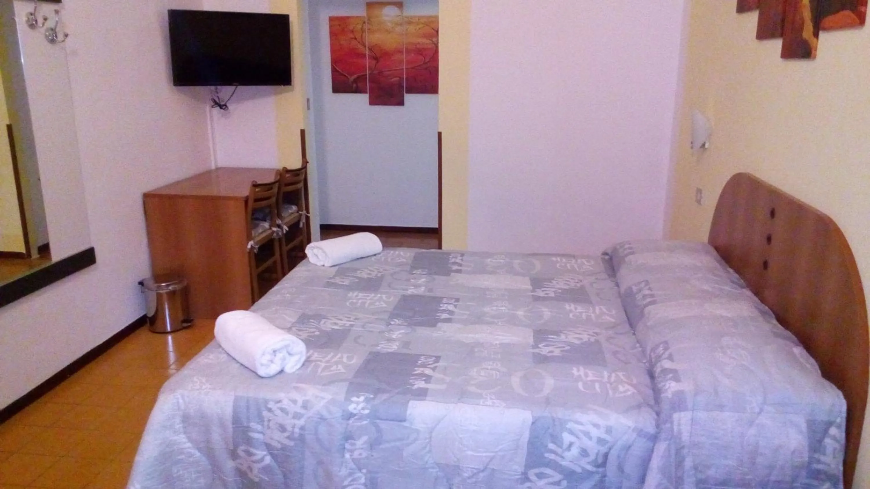 Photo of the whole room, Bed in Hotel Tirreno