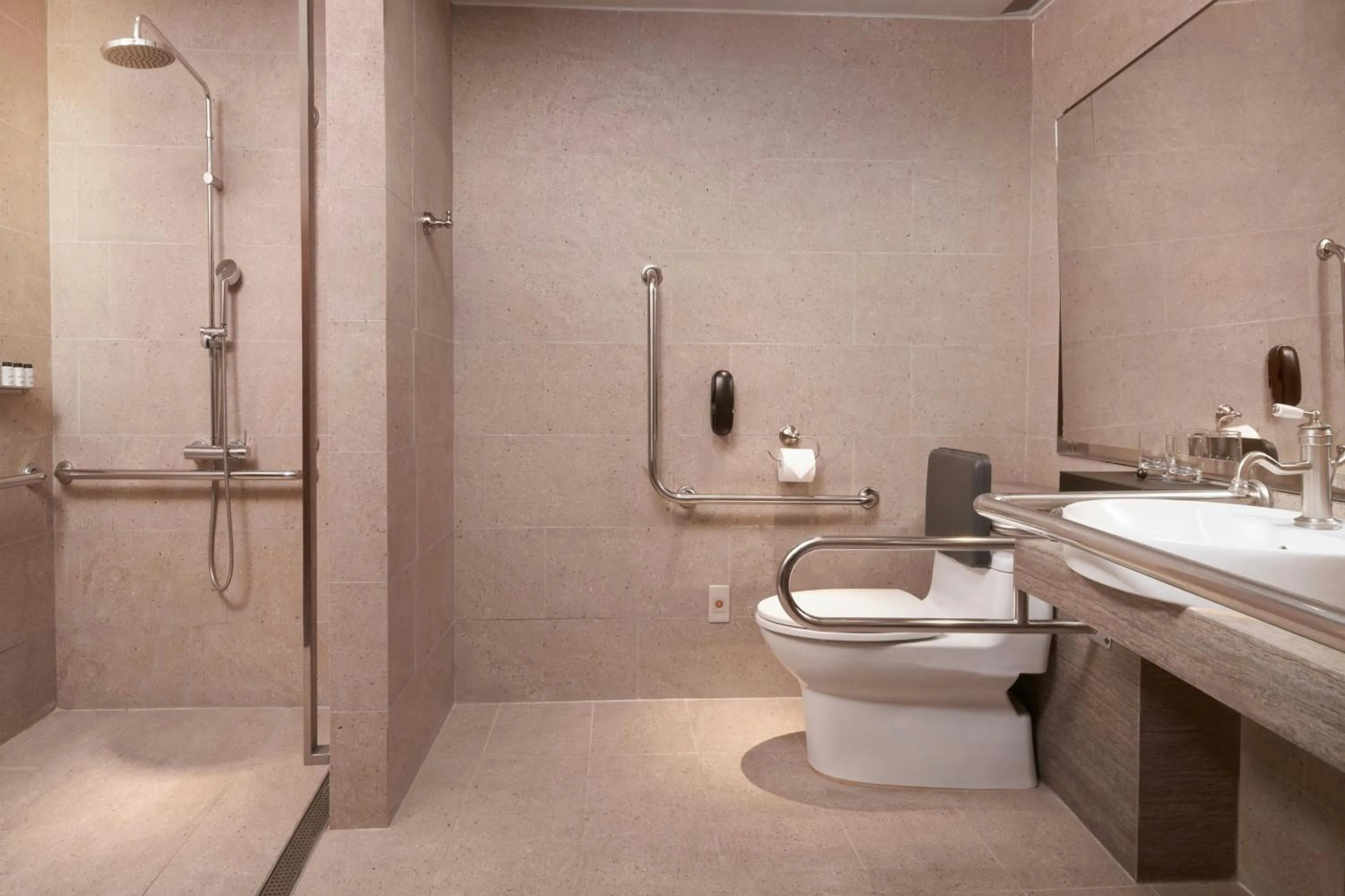 Bathroom in Sheraton Taitung Hotel