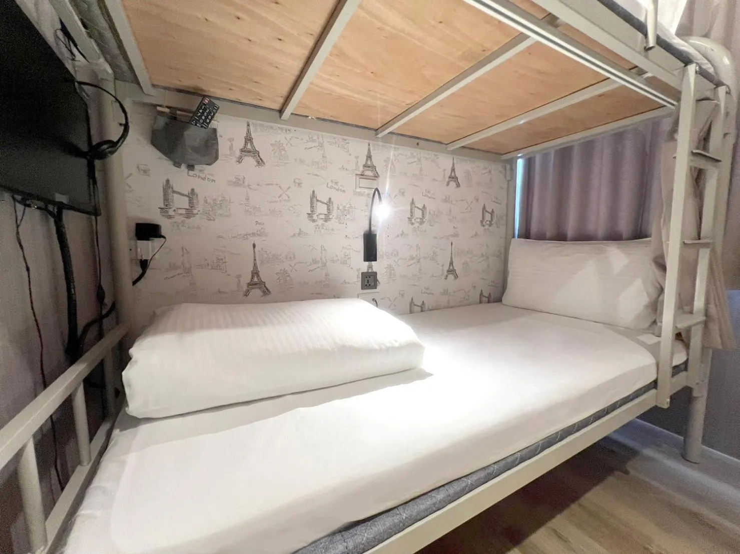 Bed in 綺樂文旅 康定館 Le Room Hotel Kangding