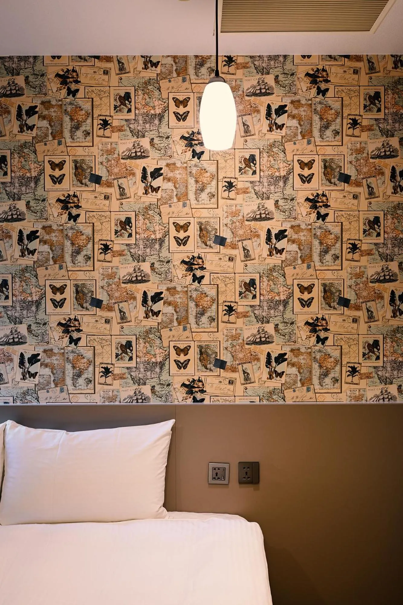 Bed in 綺樂文旅 康定館 Le Room Hotel Kangding