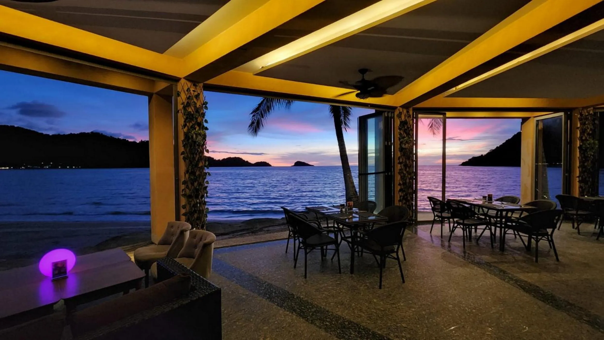 Sunset in Siam Royal View Resort Apartments