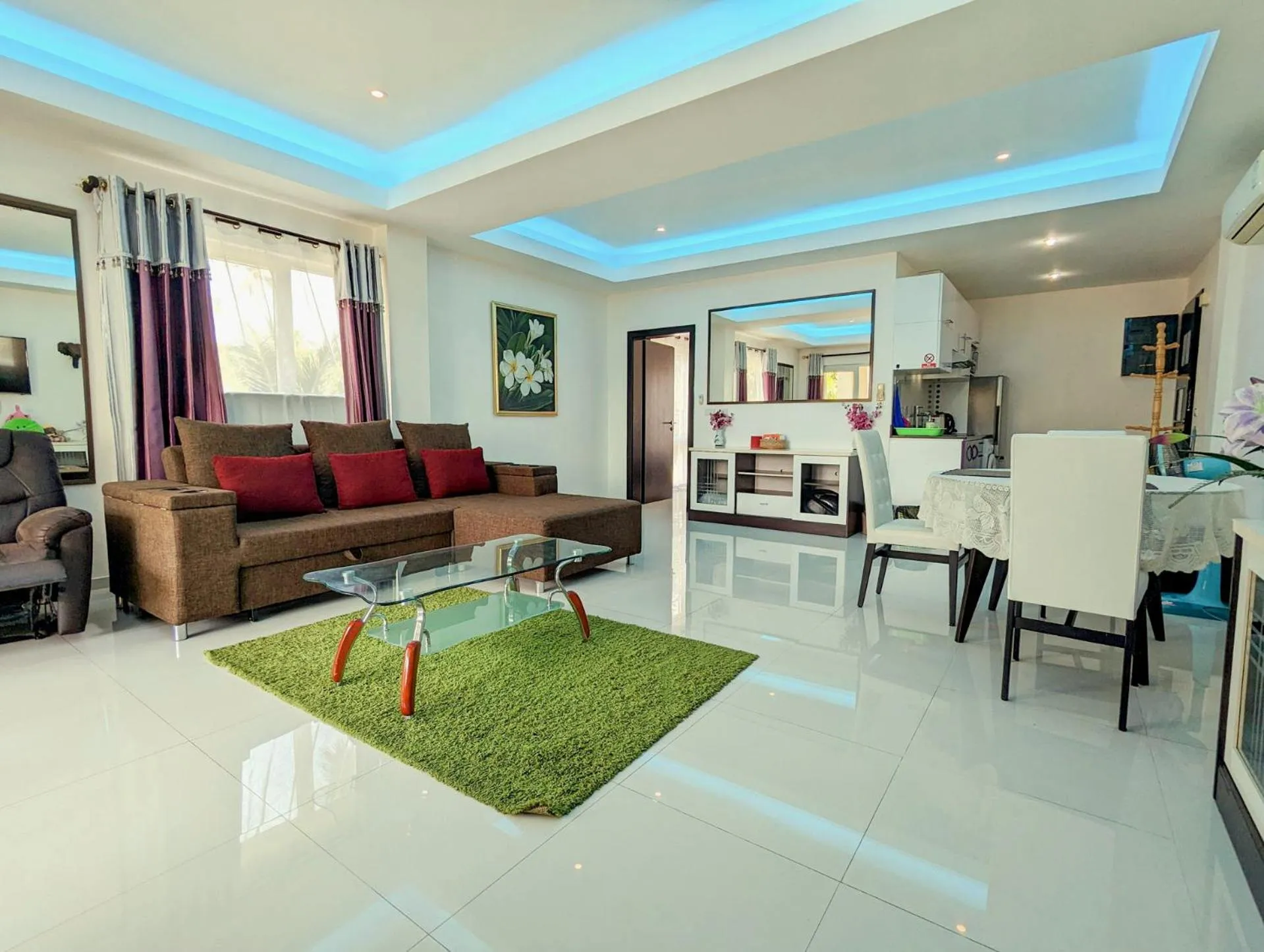 Seating area in Siam Royal View Resort Apartments