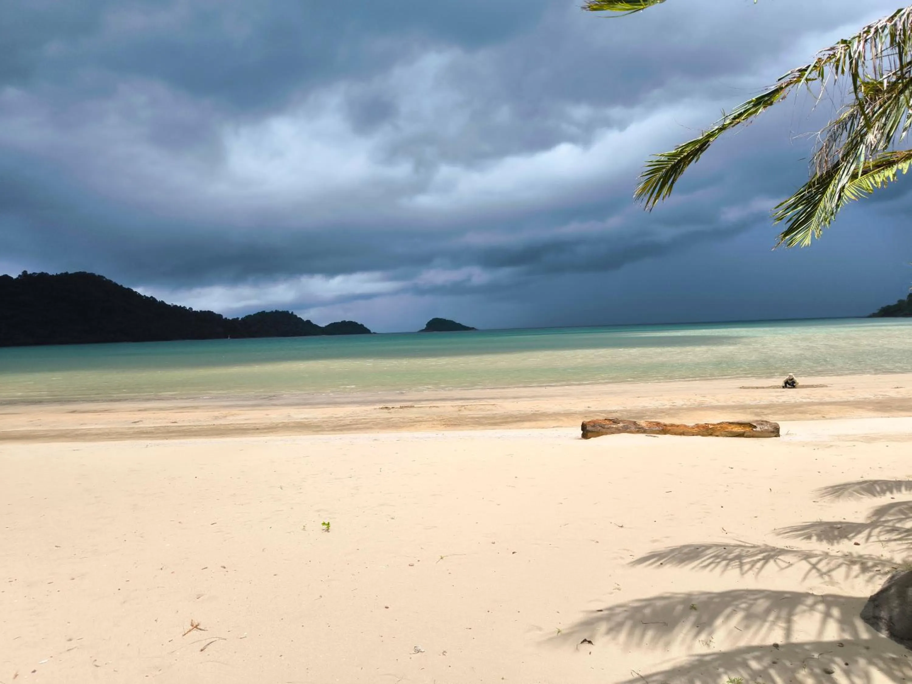 Beach in Siam Royal View Resort Apartments