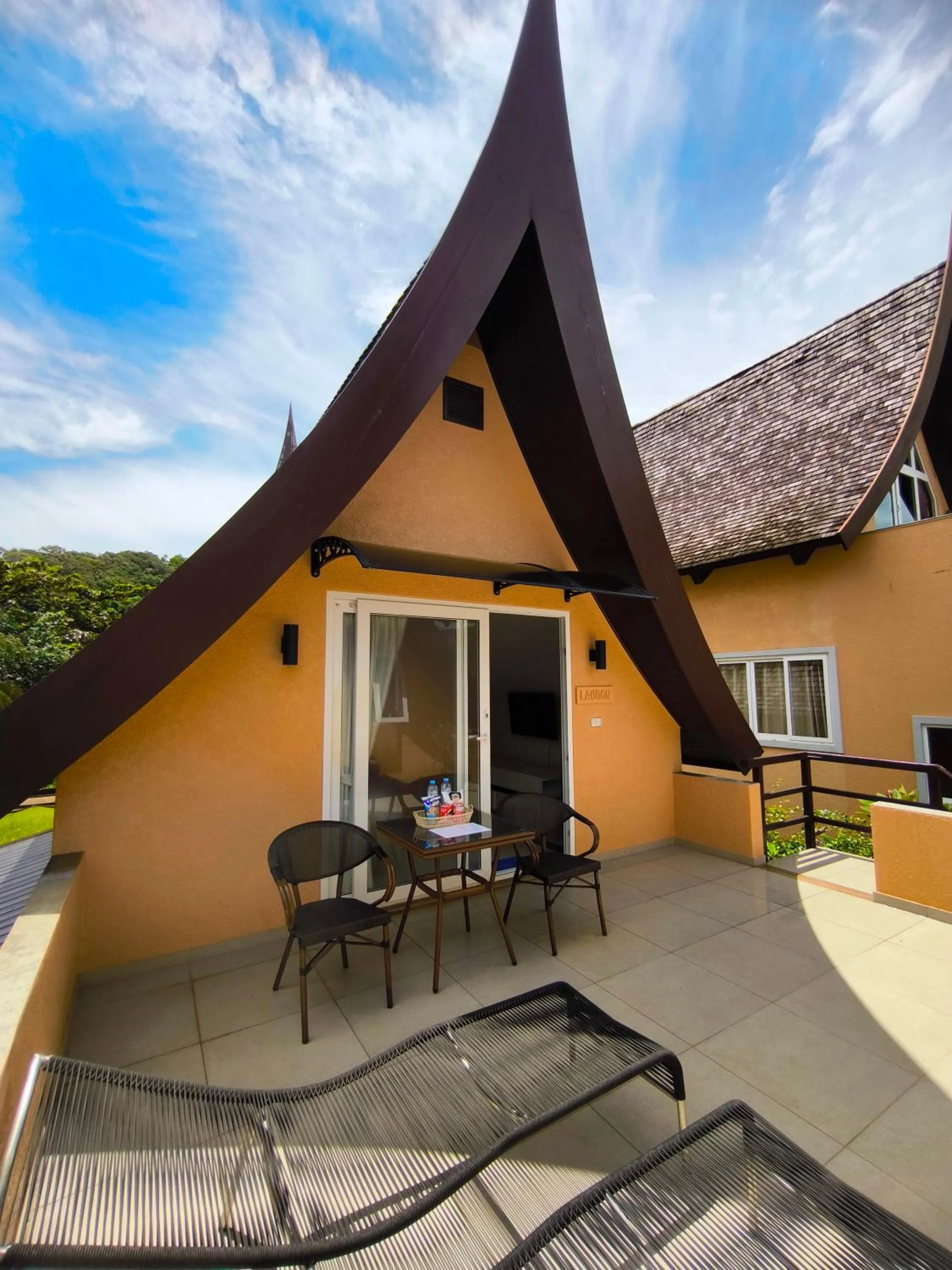 Patio in Siam Royal View Resort Apartments