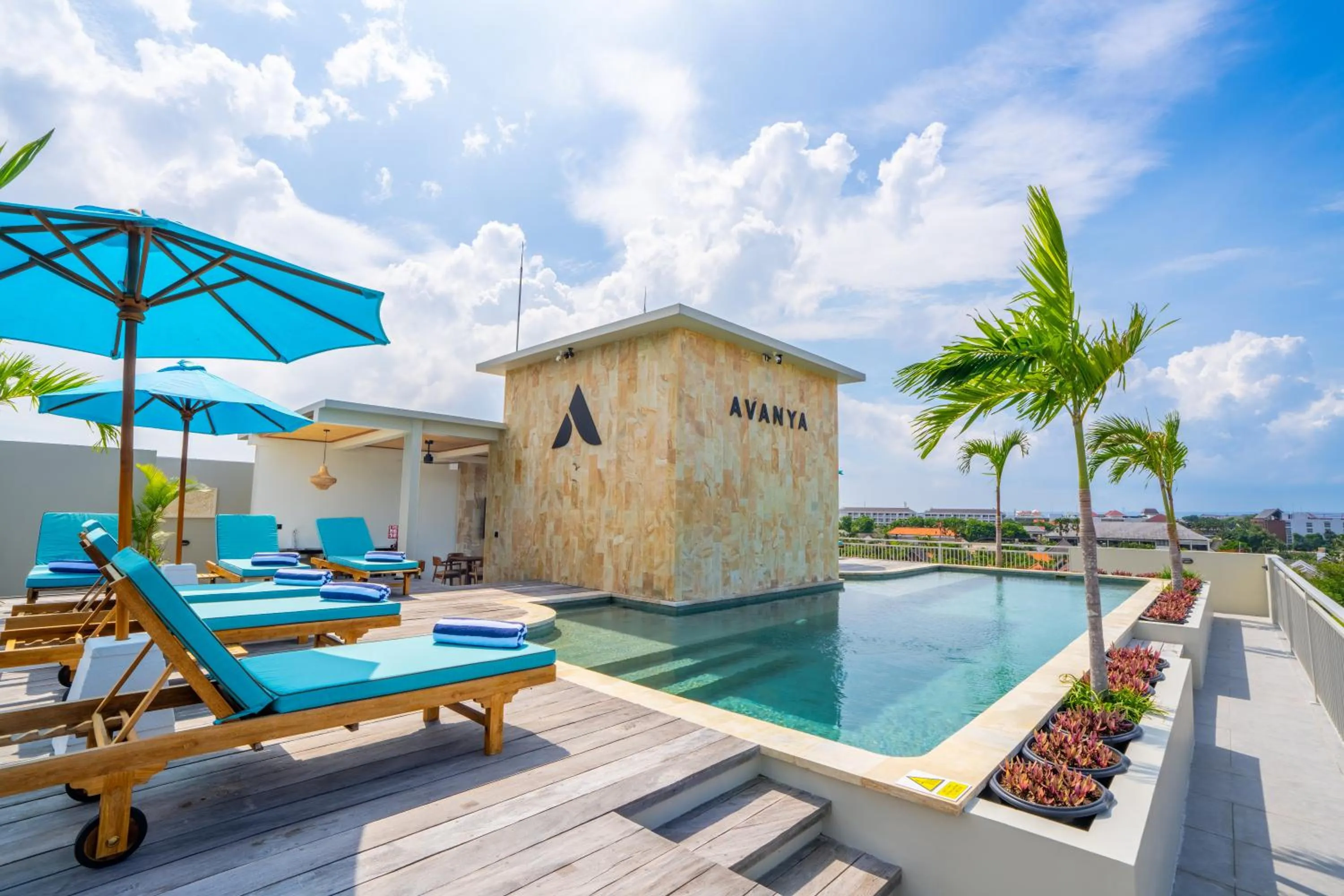 Day in Avanya Luxury Apartment