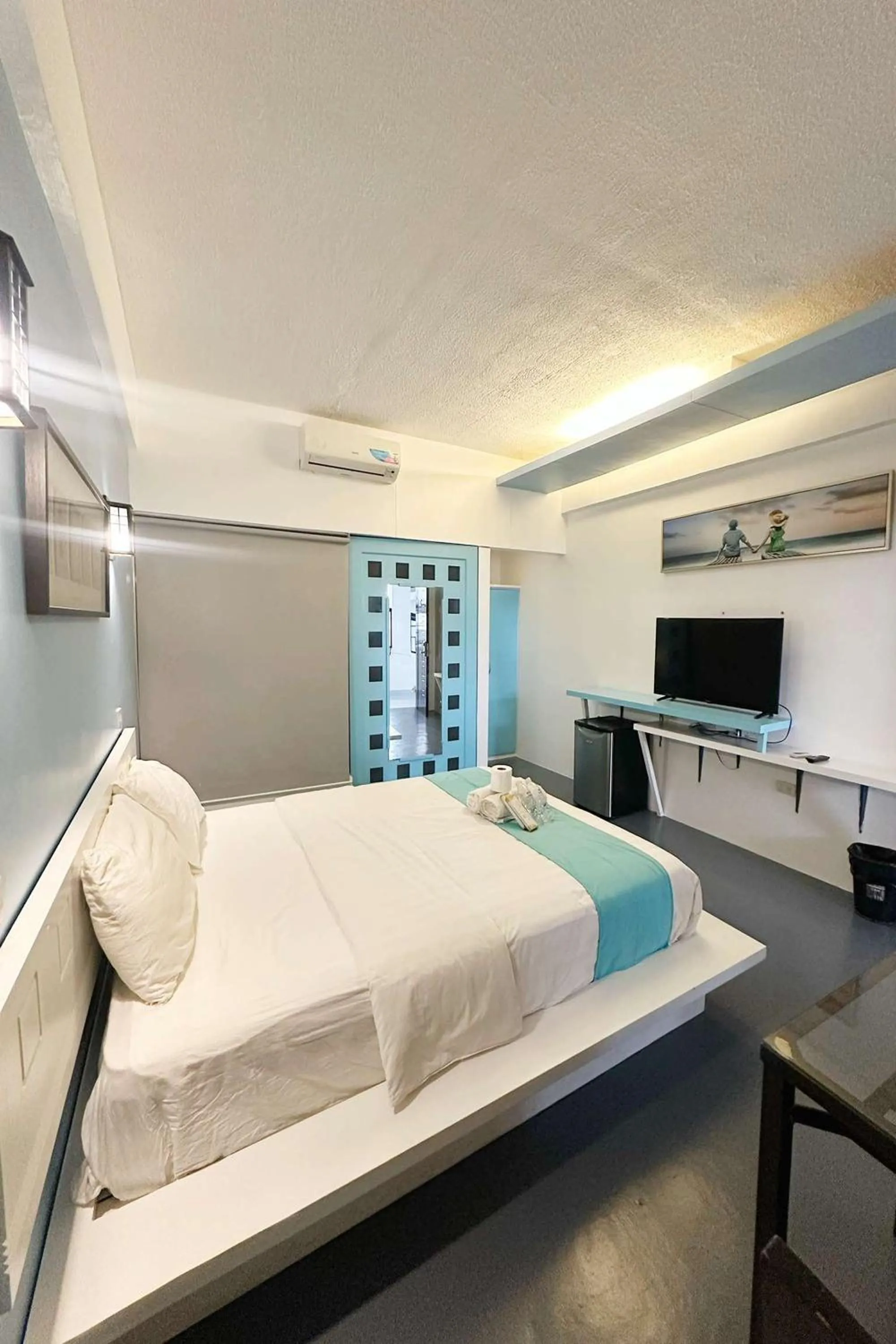 Bed in At The Pad Hotel and Resort