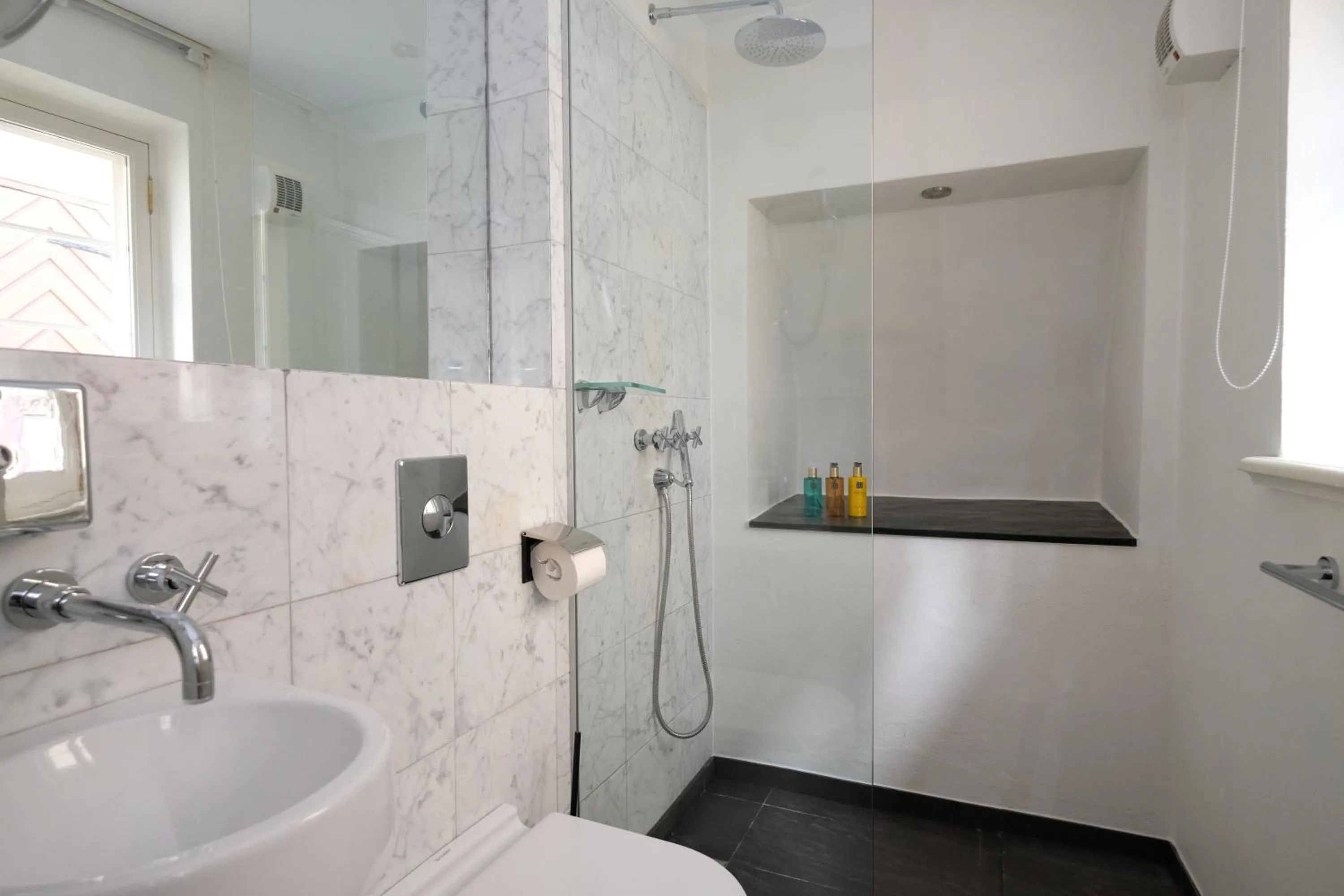 Bathroom in The Three Sisters Hotel