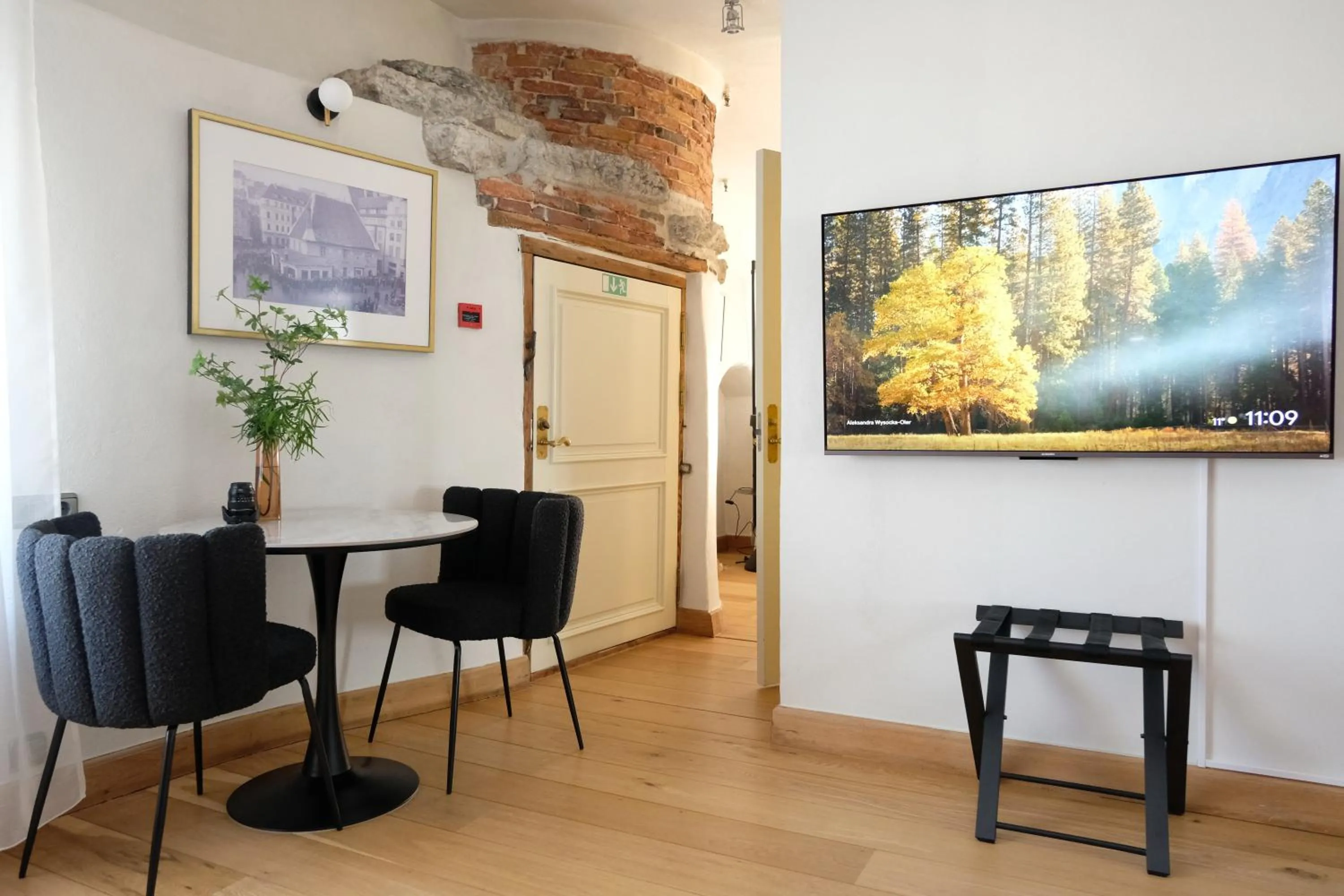 The Three Sisters Hotel