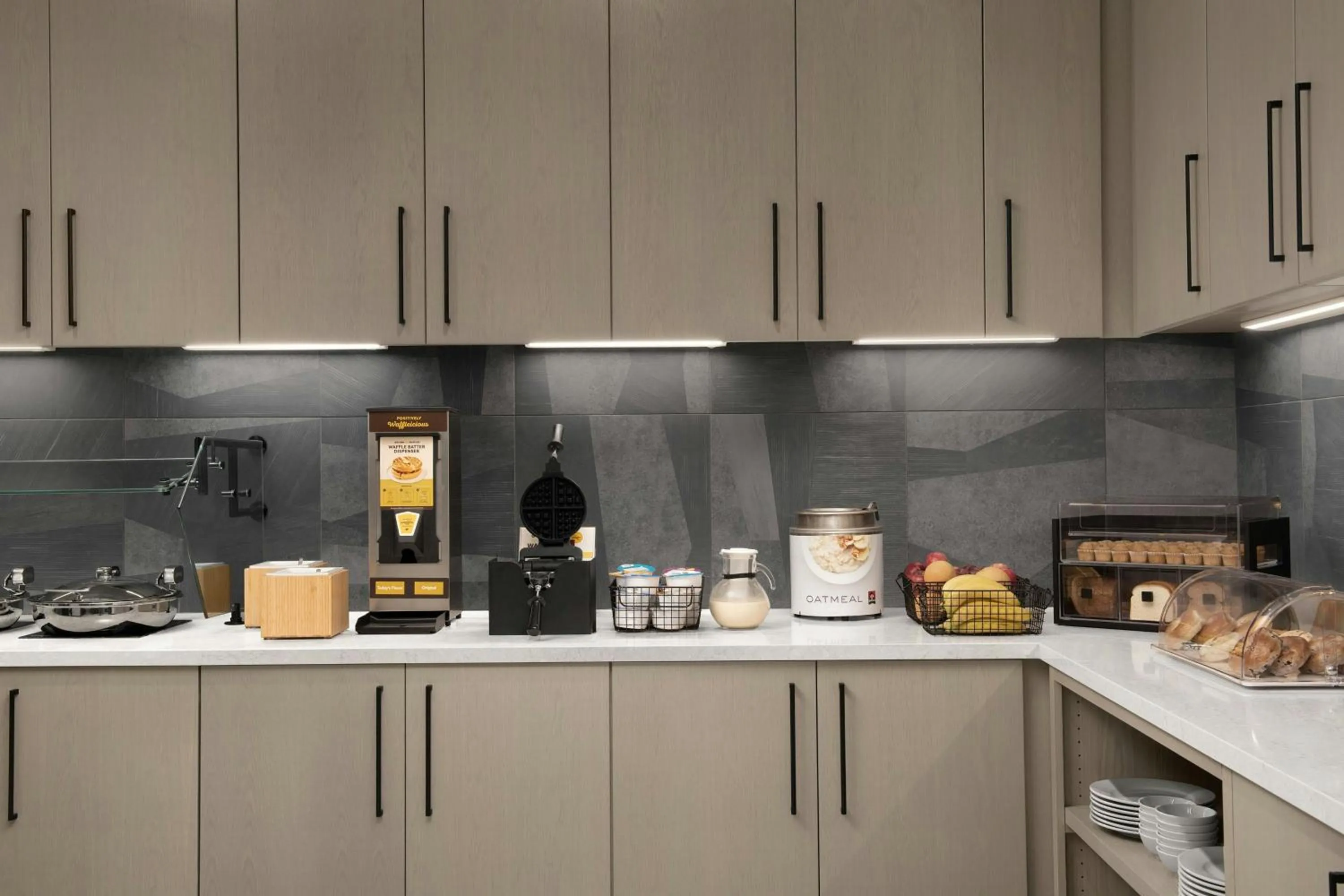 Breakfast in TownePlace Suites by Marriott Bozeman West