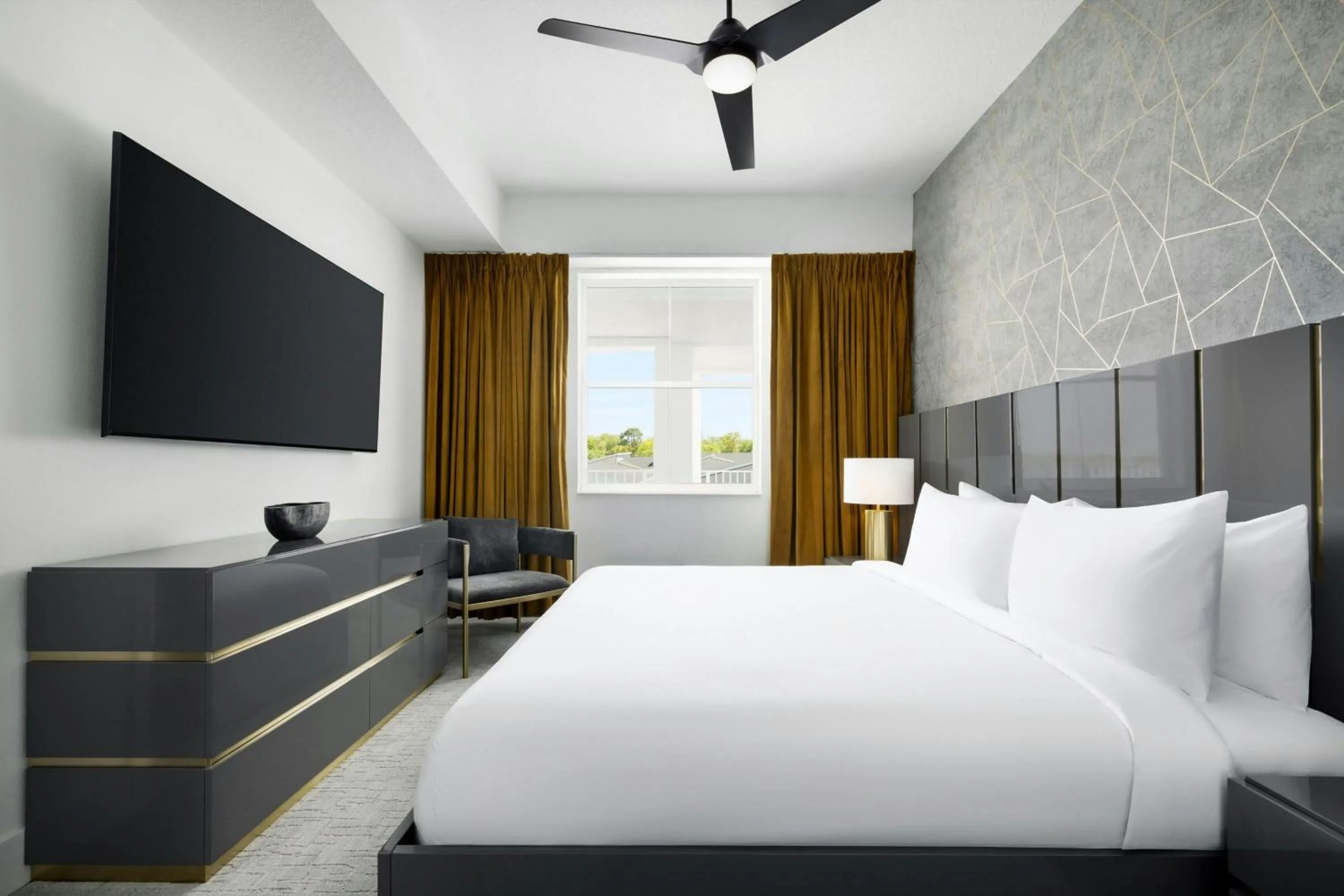 Bedroom, Bed in Villatel Orlando Resort, Apartments by Marriott Bonvoy